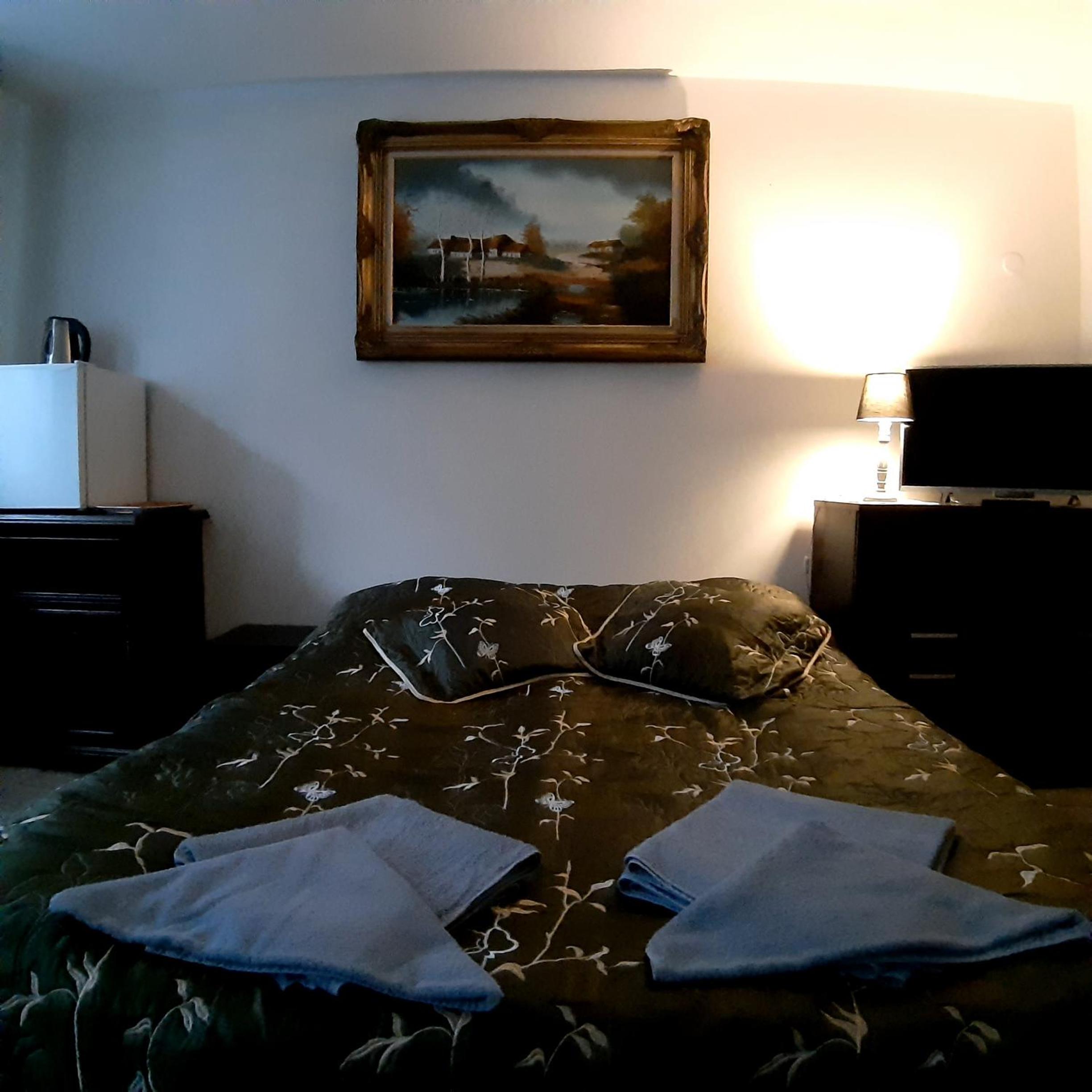 Triple Room with Private Bathroom