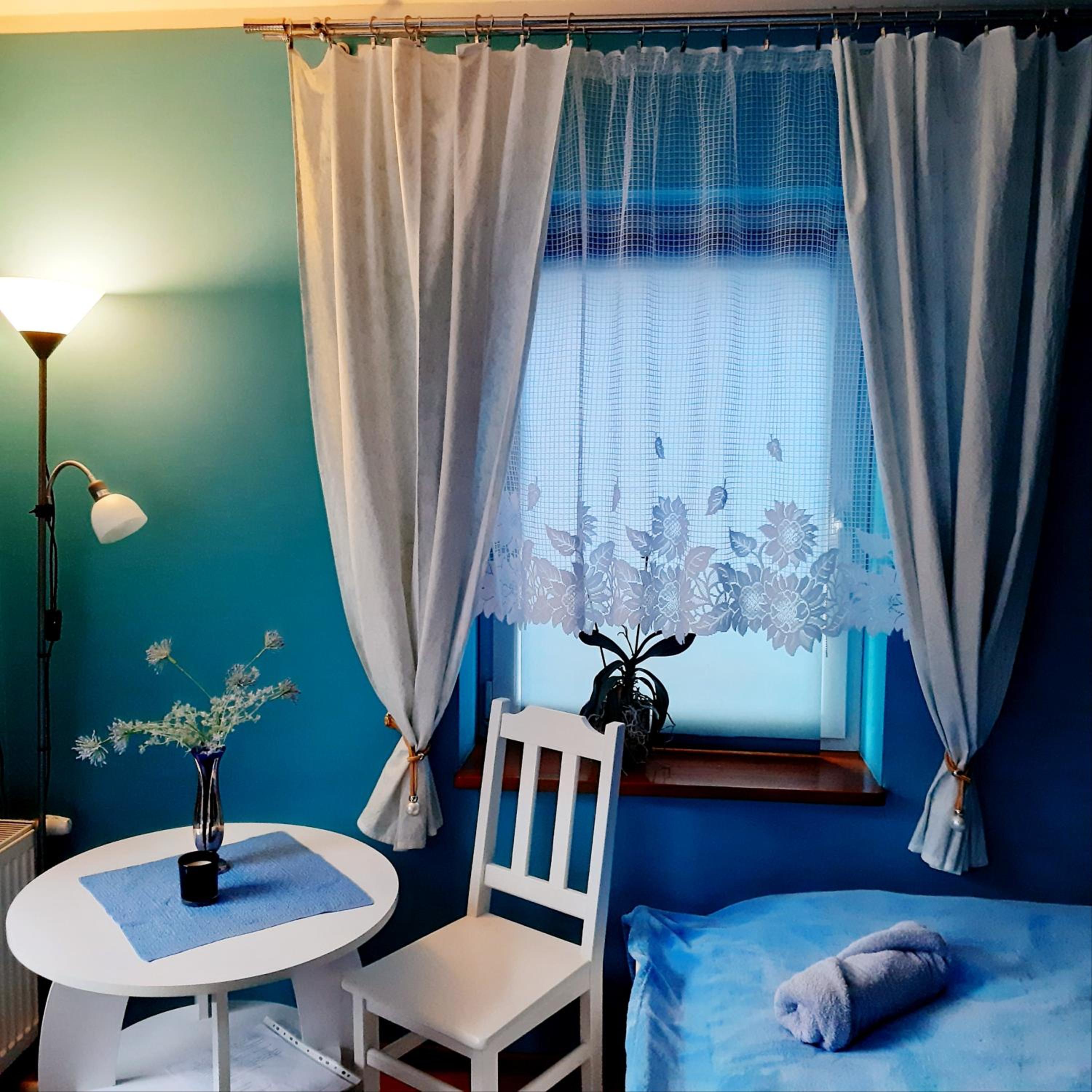 Triple Room with Private Bathroom - Photo 3