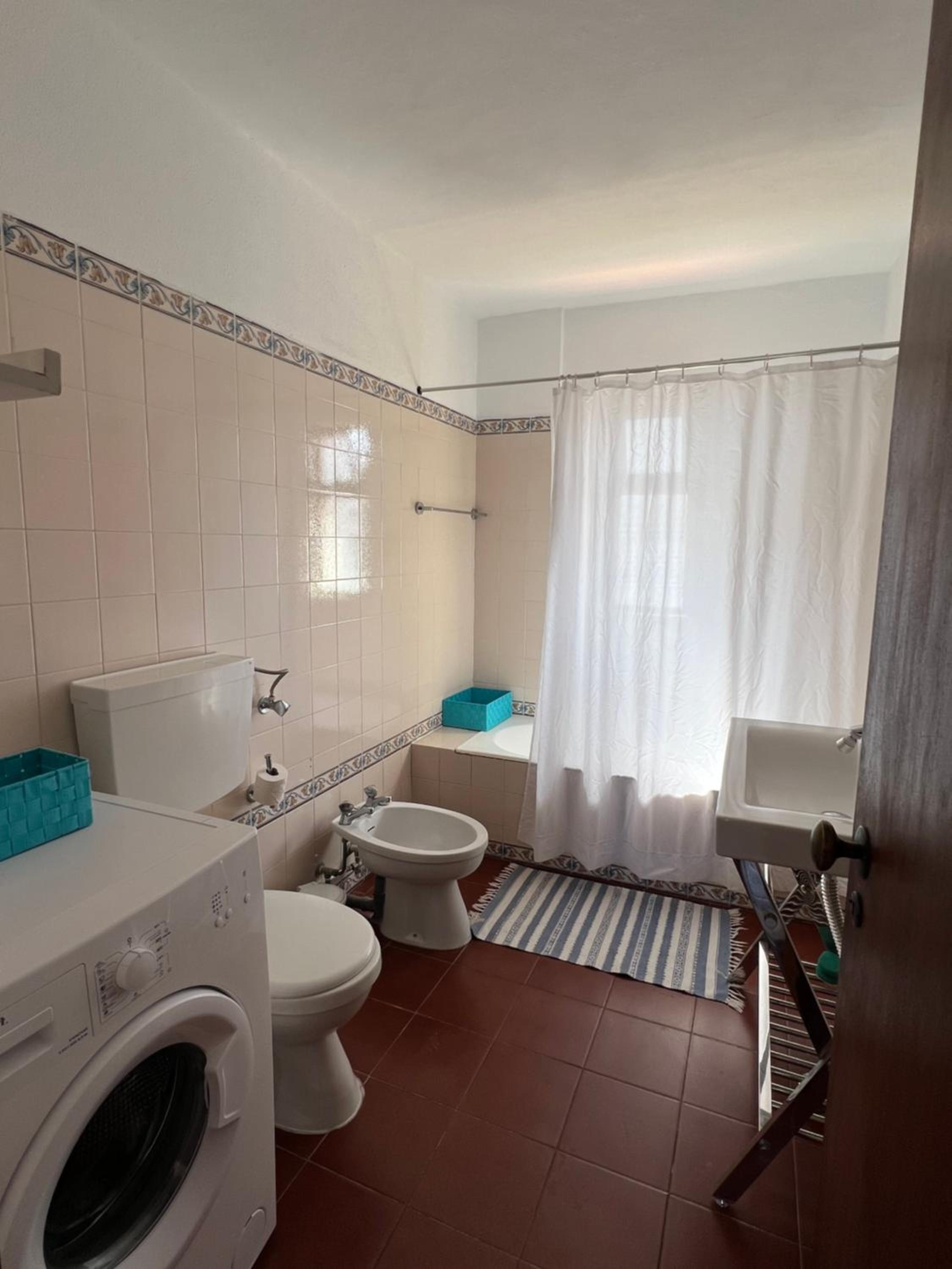 Two-Bedroom Apartment - Photo 16
