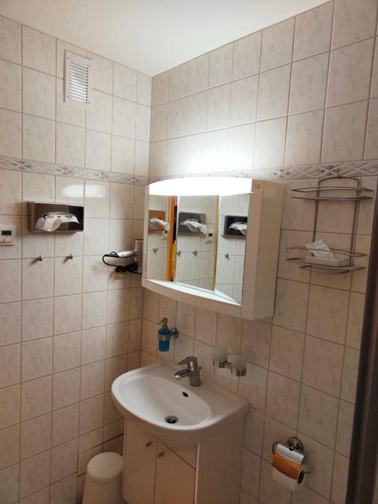 Two-Bedroom Apartment photo 2