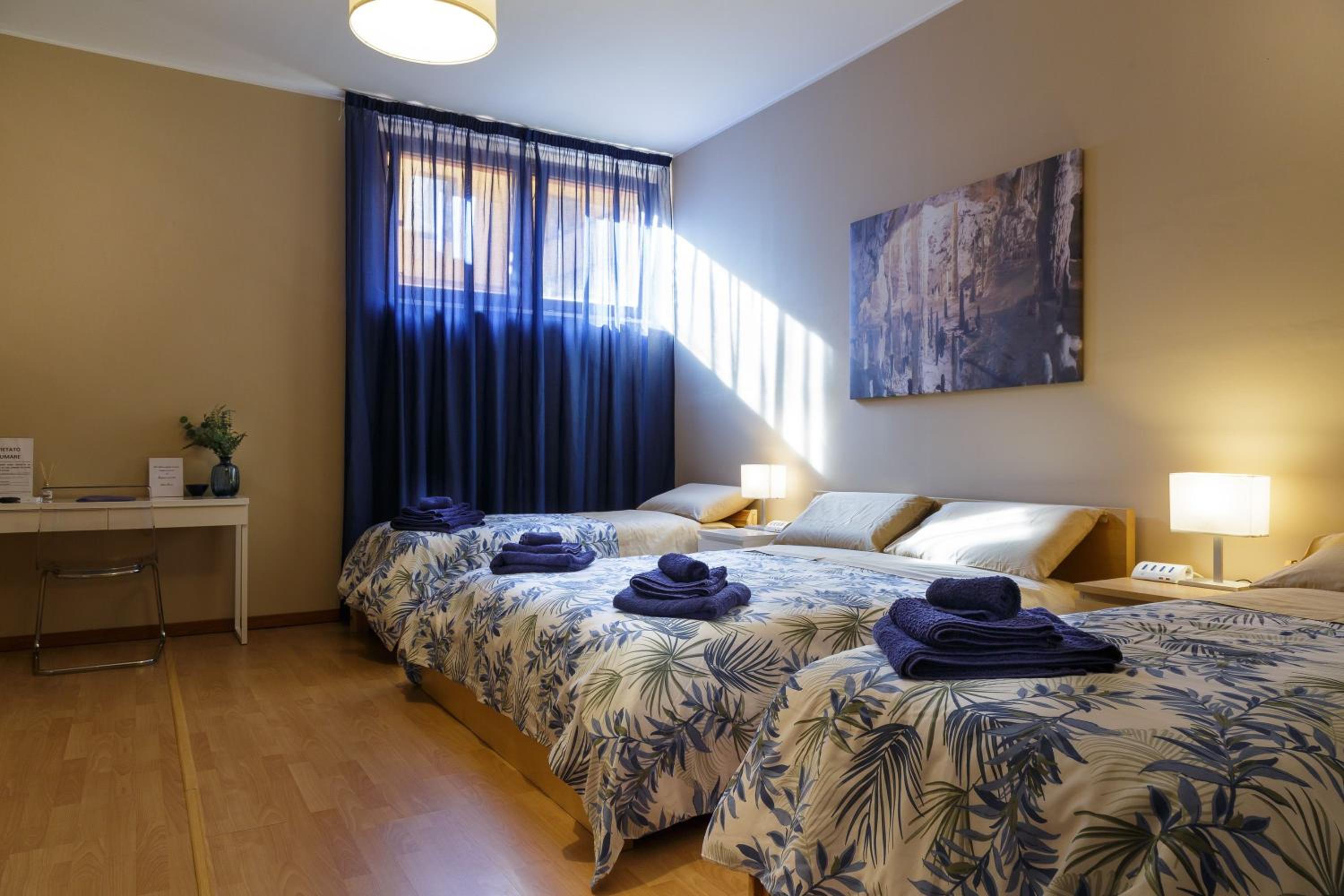 Quadruple Room with Private External Bathroom - Photo 1