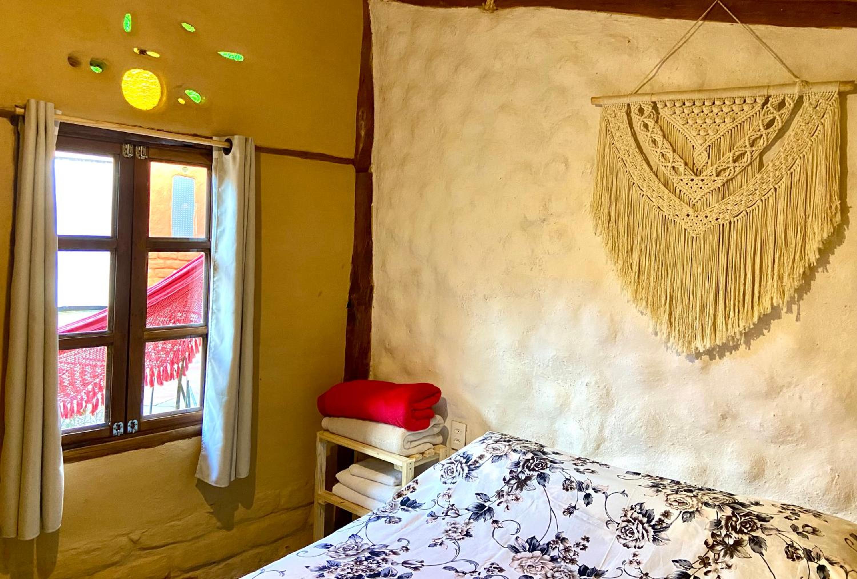 Double Room with Private Bathroom - Photo 4