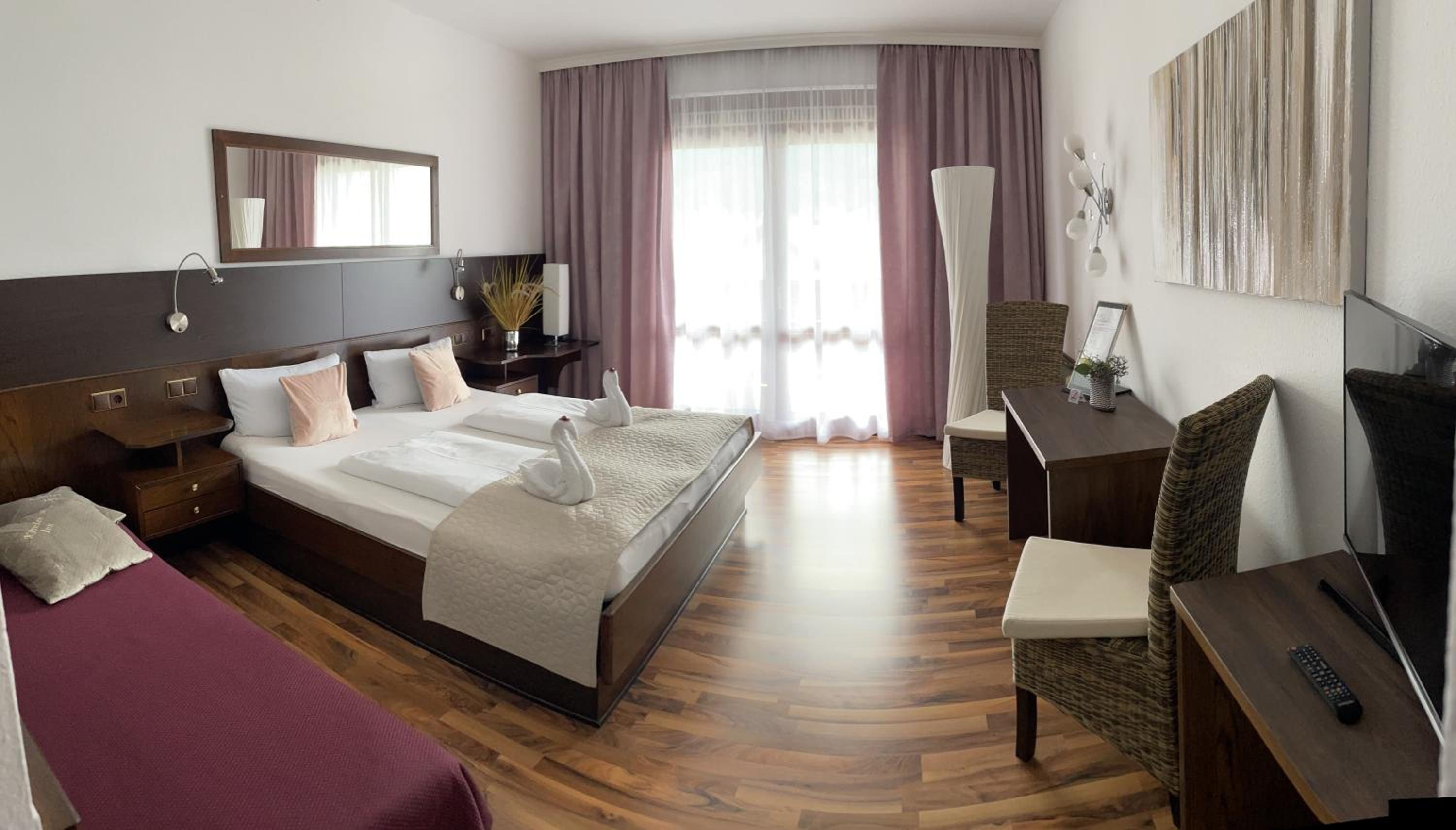 Double or Twin Room with Balcony photo 2