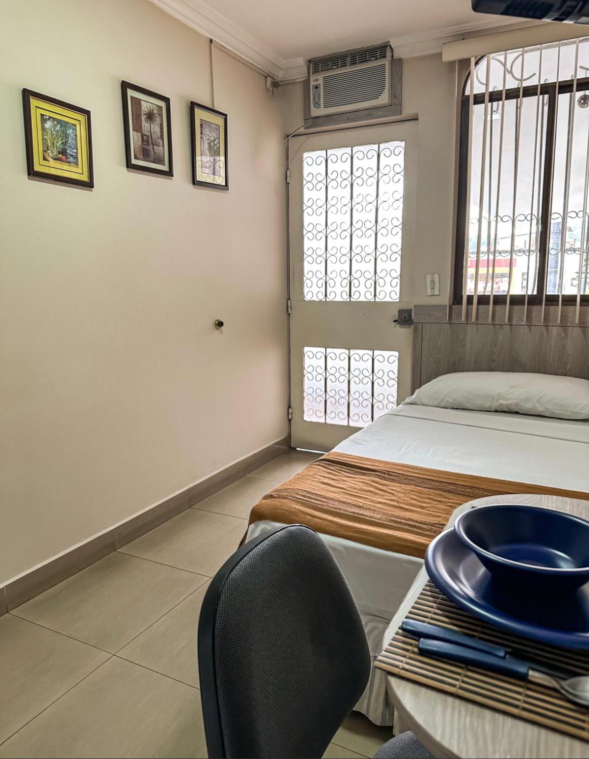Single Room photo 2