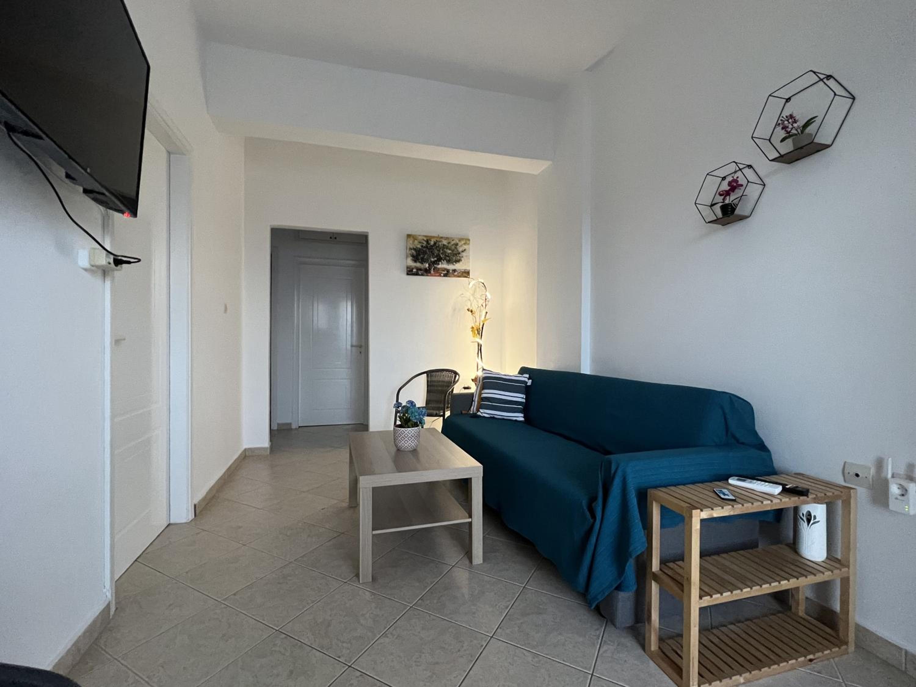 Two-Bedroom House photo 3