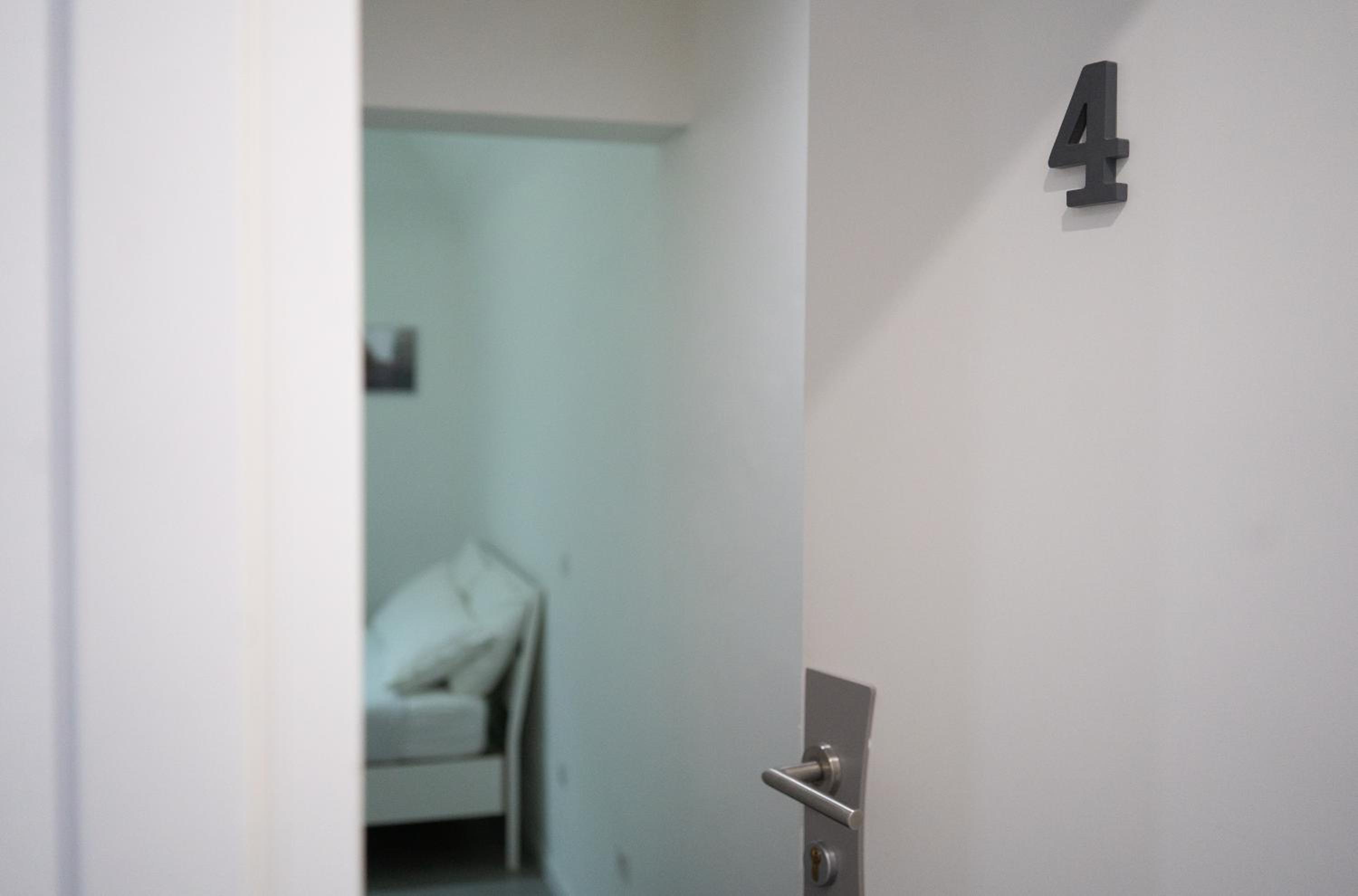 One-Bedroom Apartment - Photo 37