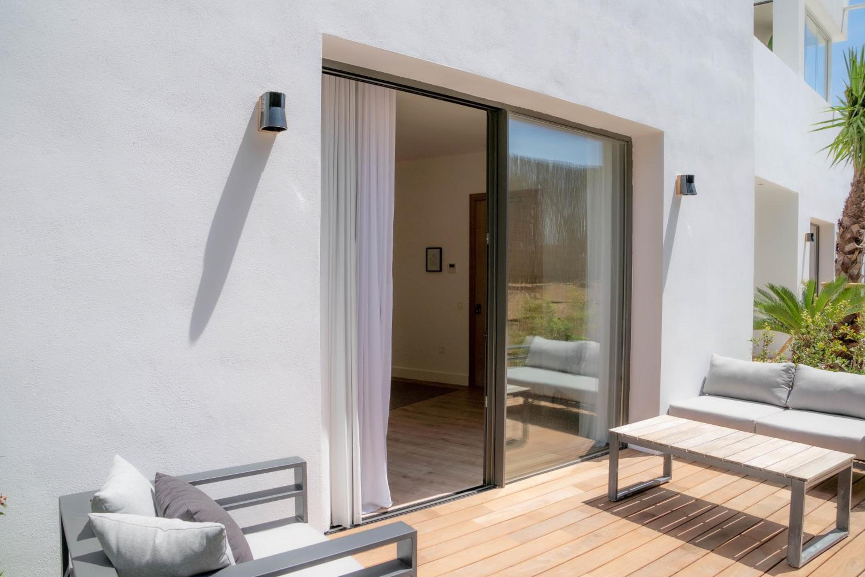 Double Room with Garden View - Photo 7