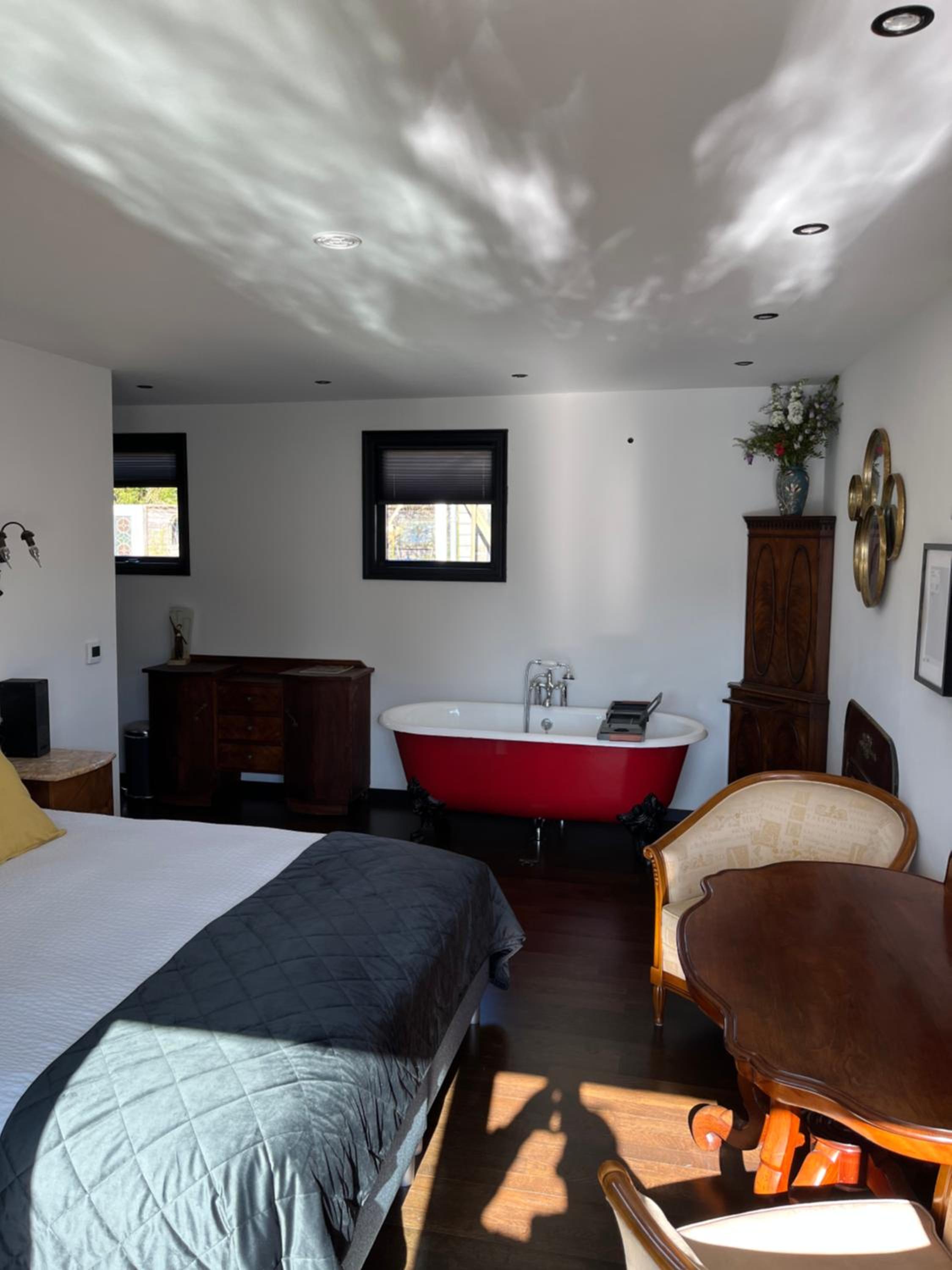 Deluxe Double Room with Bath