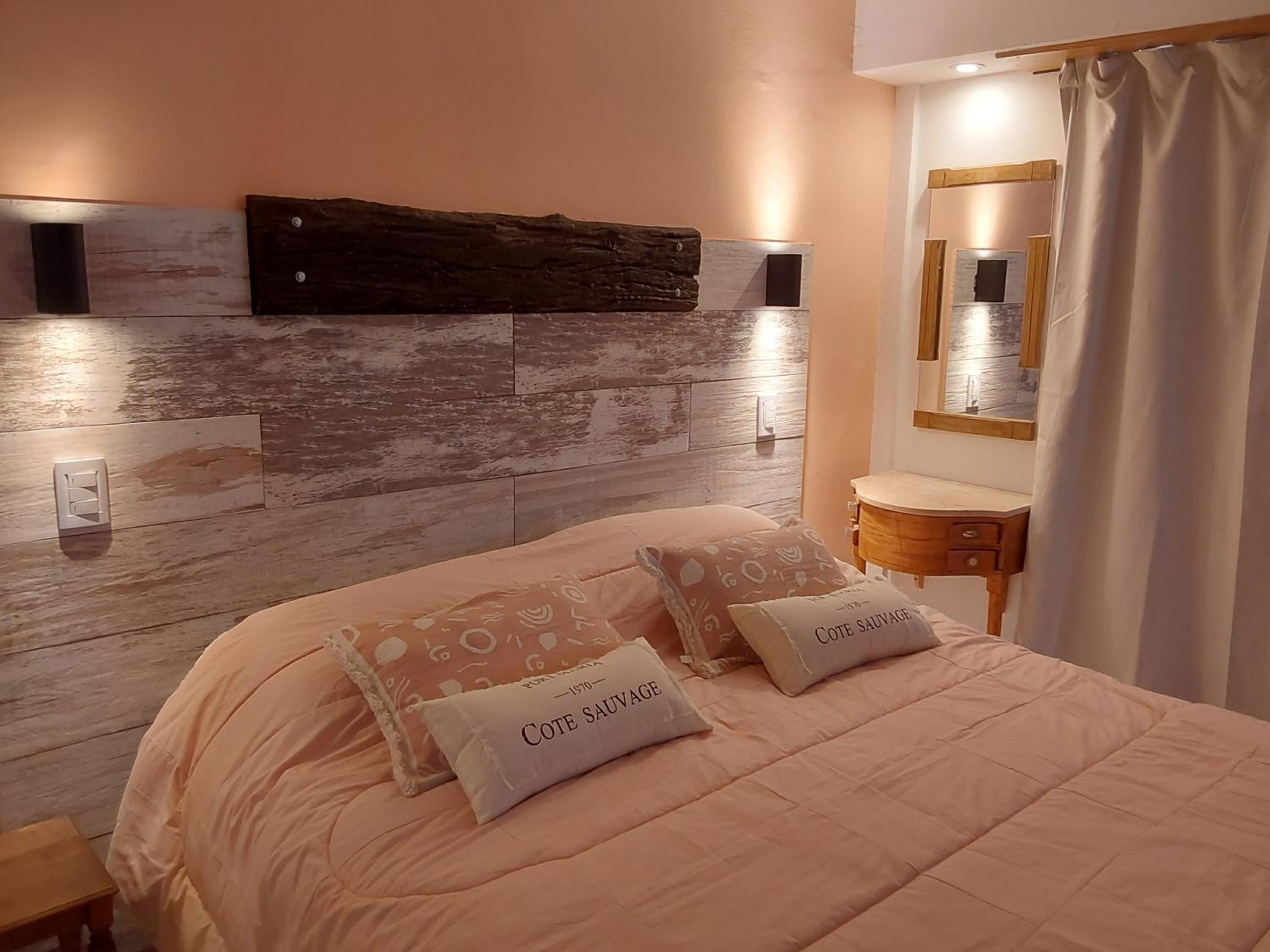 One-Bedroom Apartment with Park View photo 1