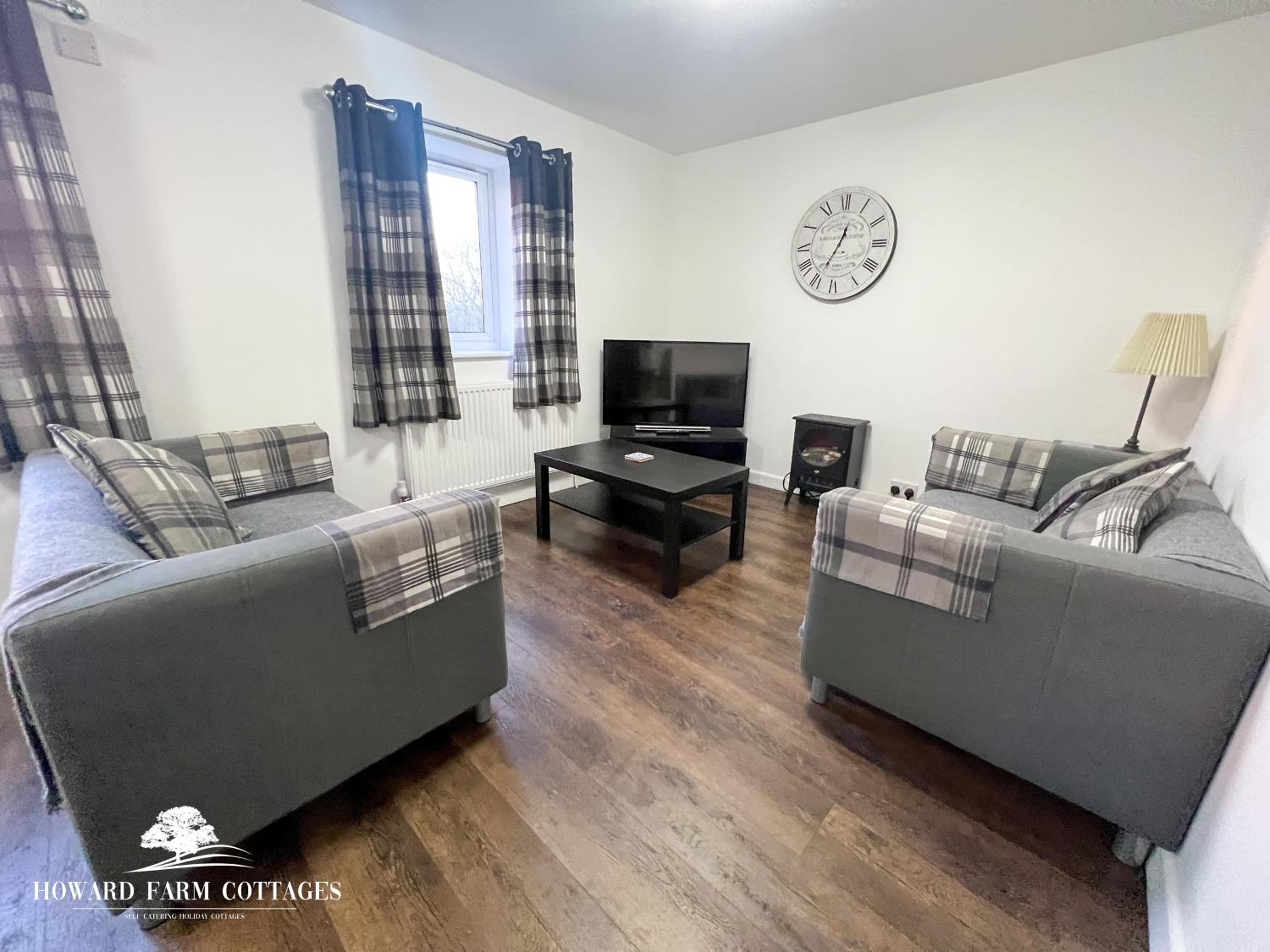 Deluxe Two-Bedroom Cottage