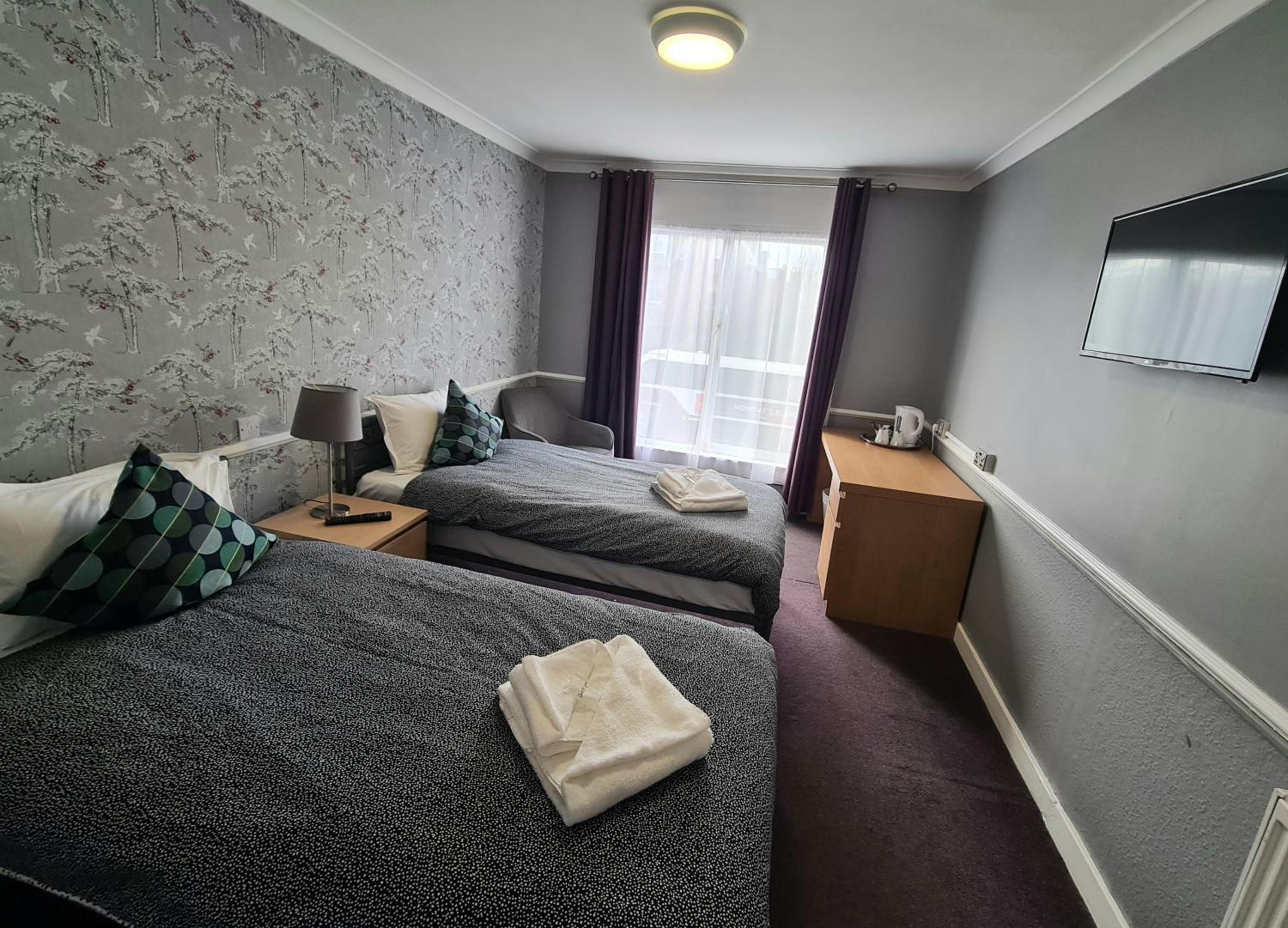 Double Room - Photo 21