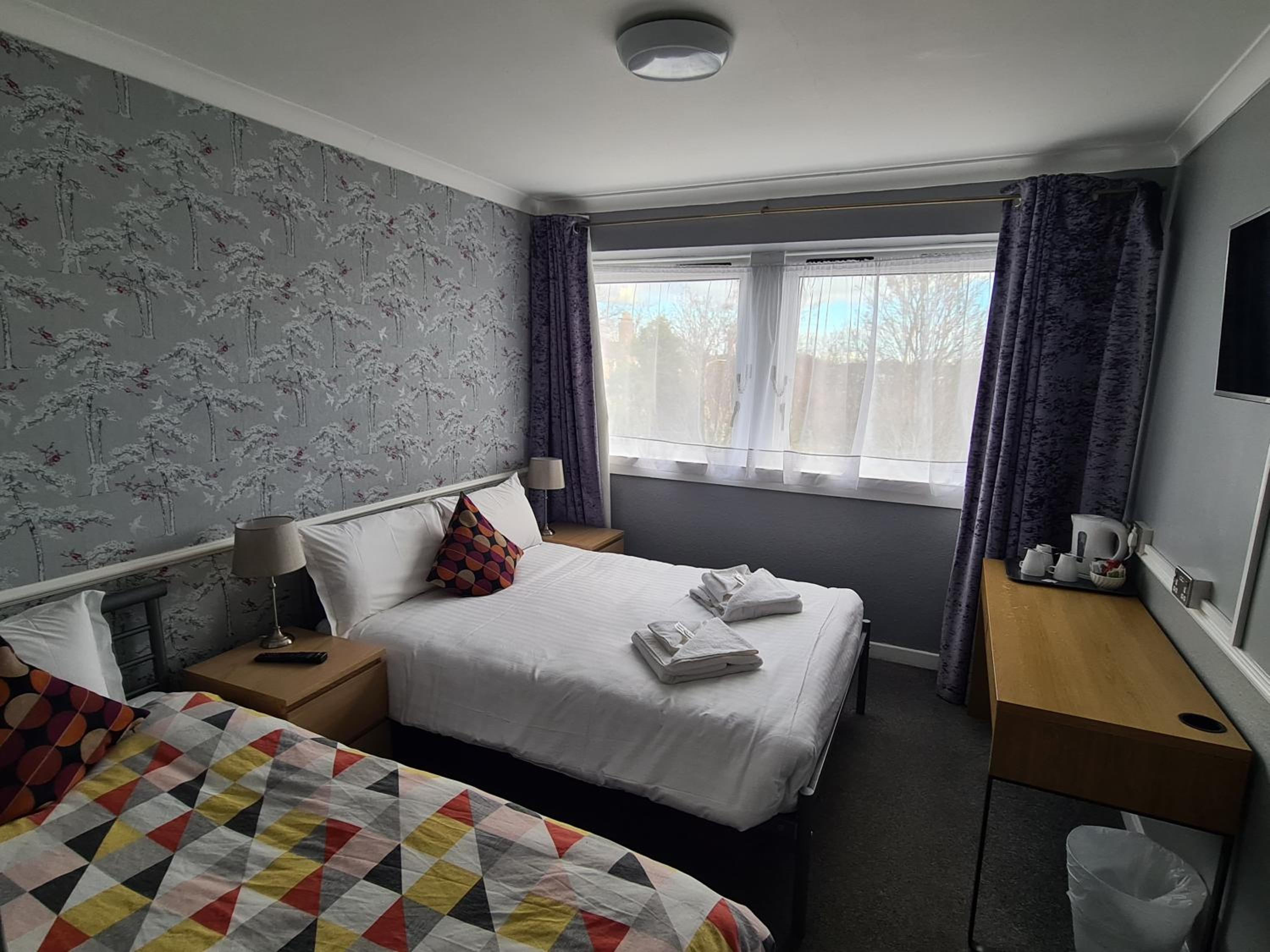 Double Room - Photo 2