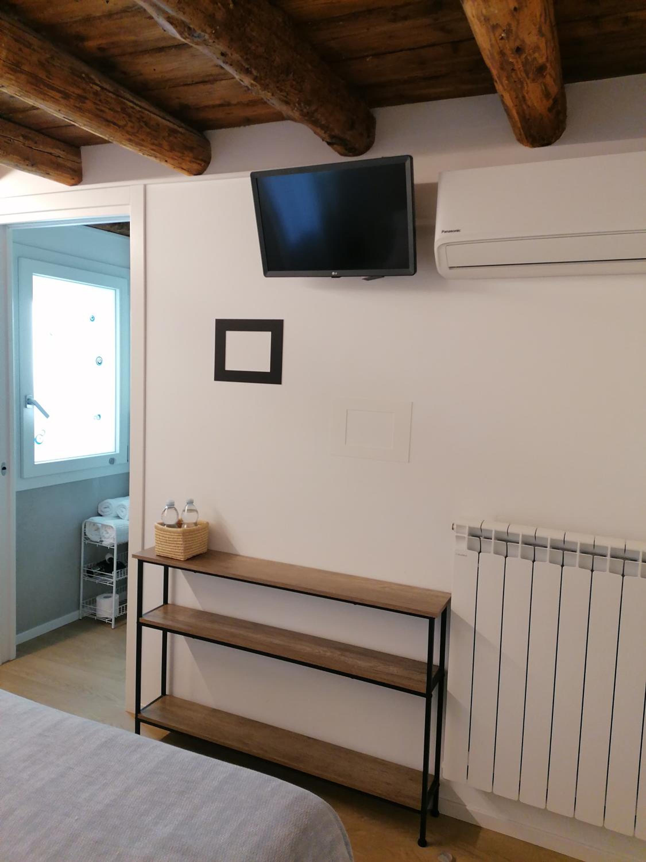 Double or Twin Room photo 3