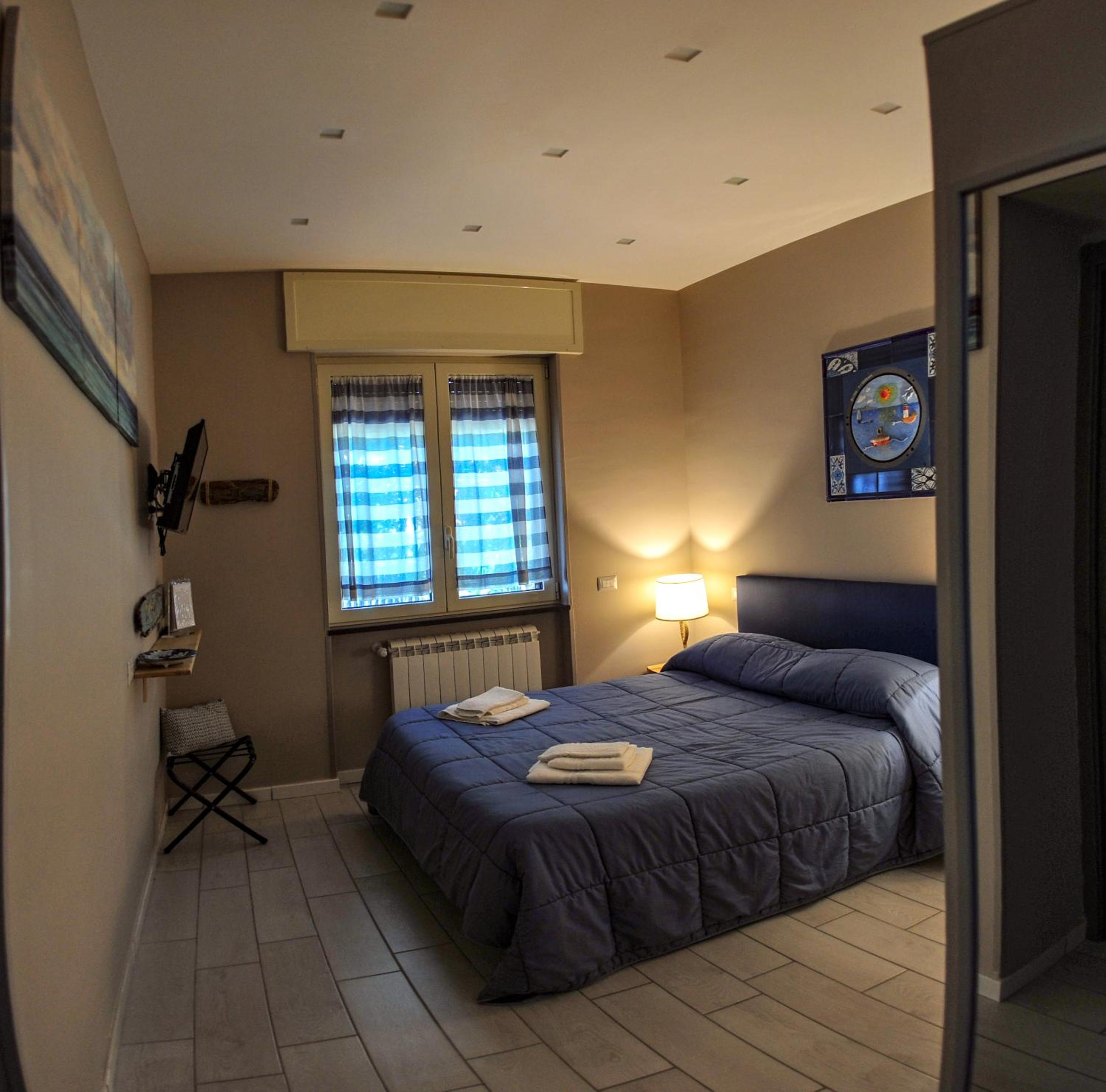 Double Room with Private Bathroom photo 1