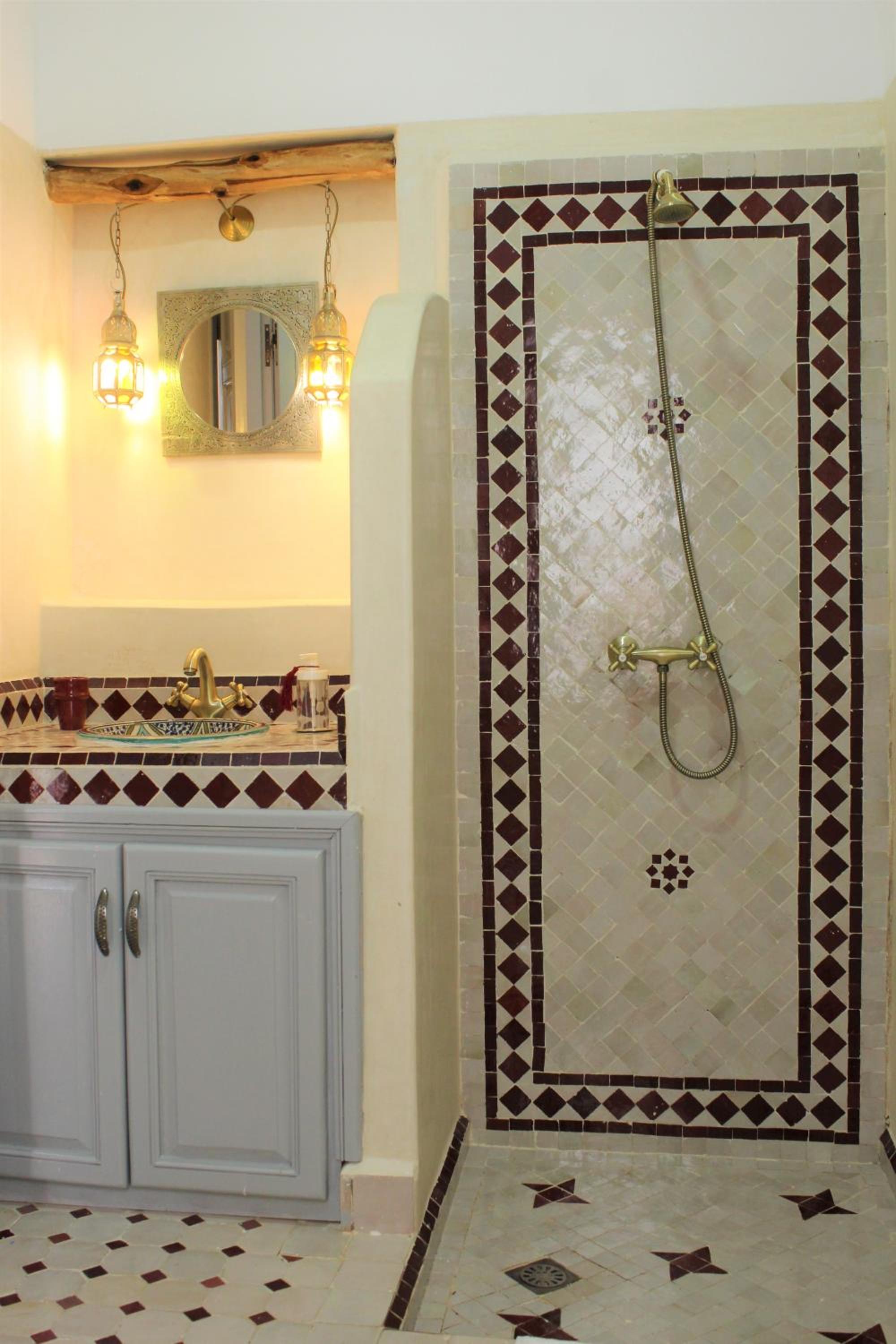 Double Room - Photo 20