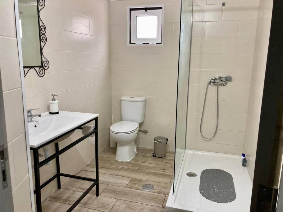 Three-Bedroom House photo 2