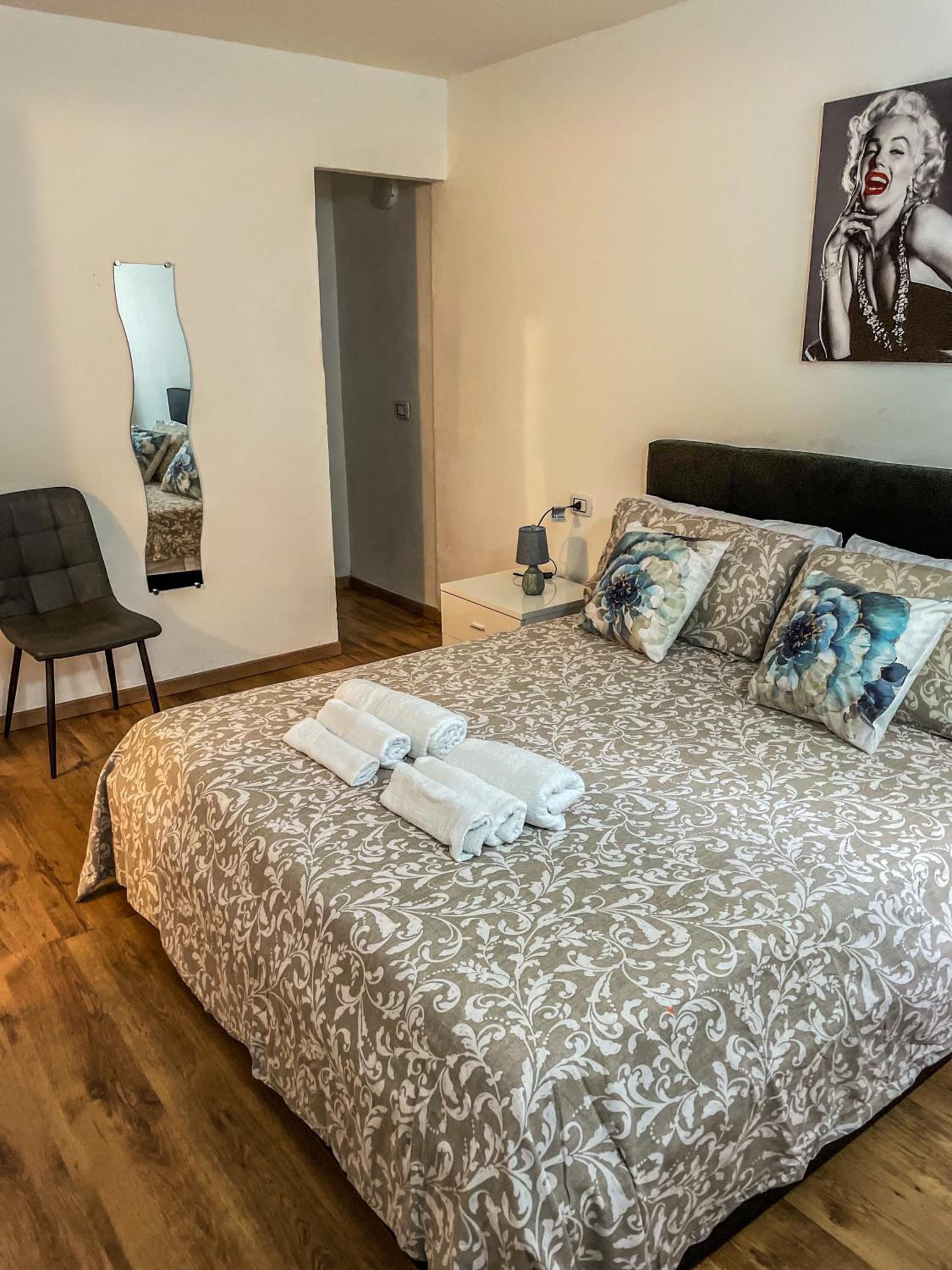 King Room