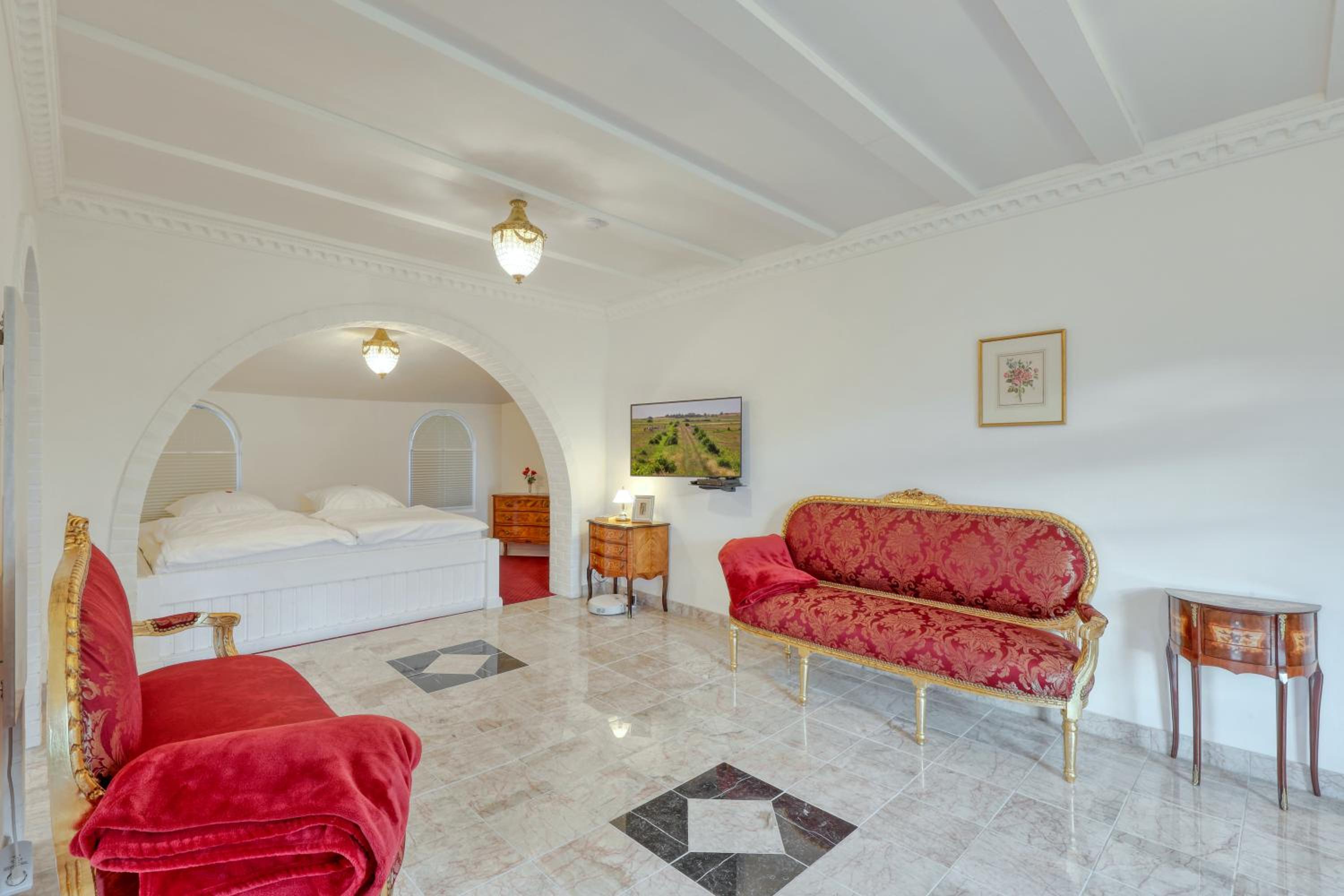 Suite with Garden View - Photo 10