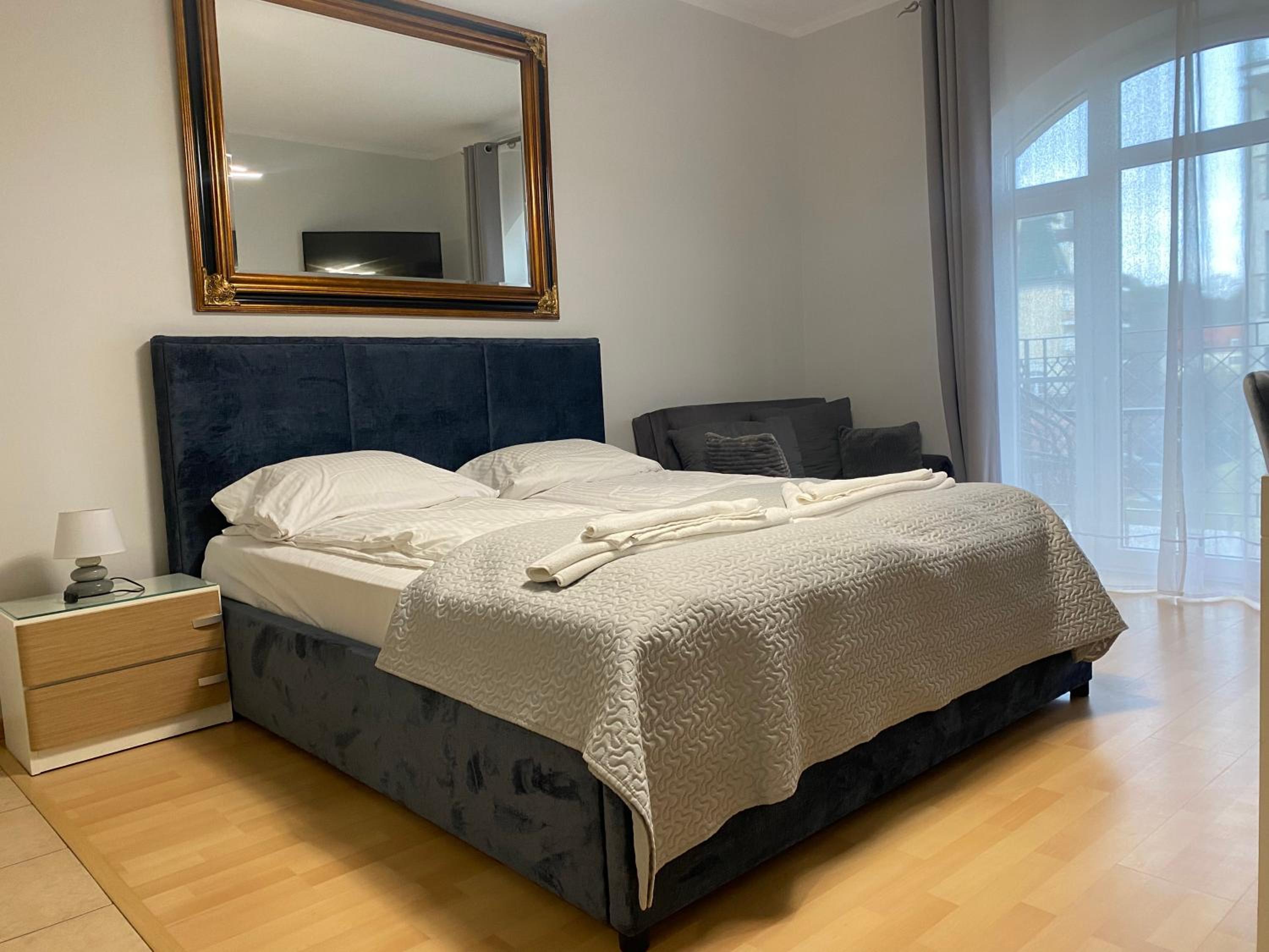Studio Apartment - Photo 30