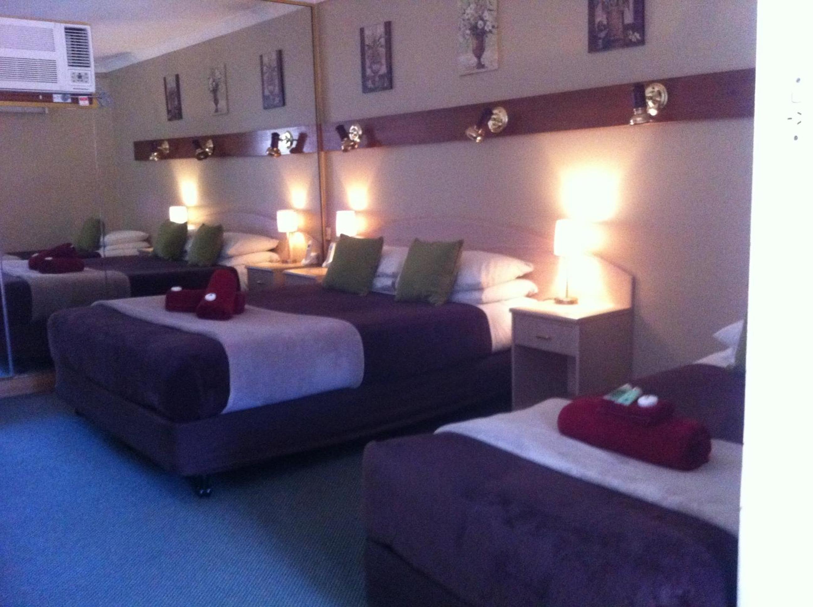 Standard Twin Room photo 1