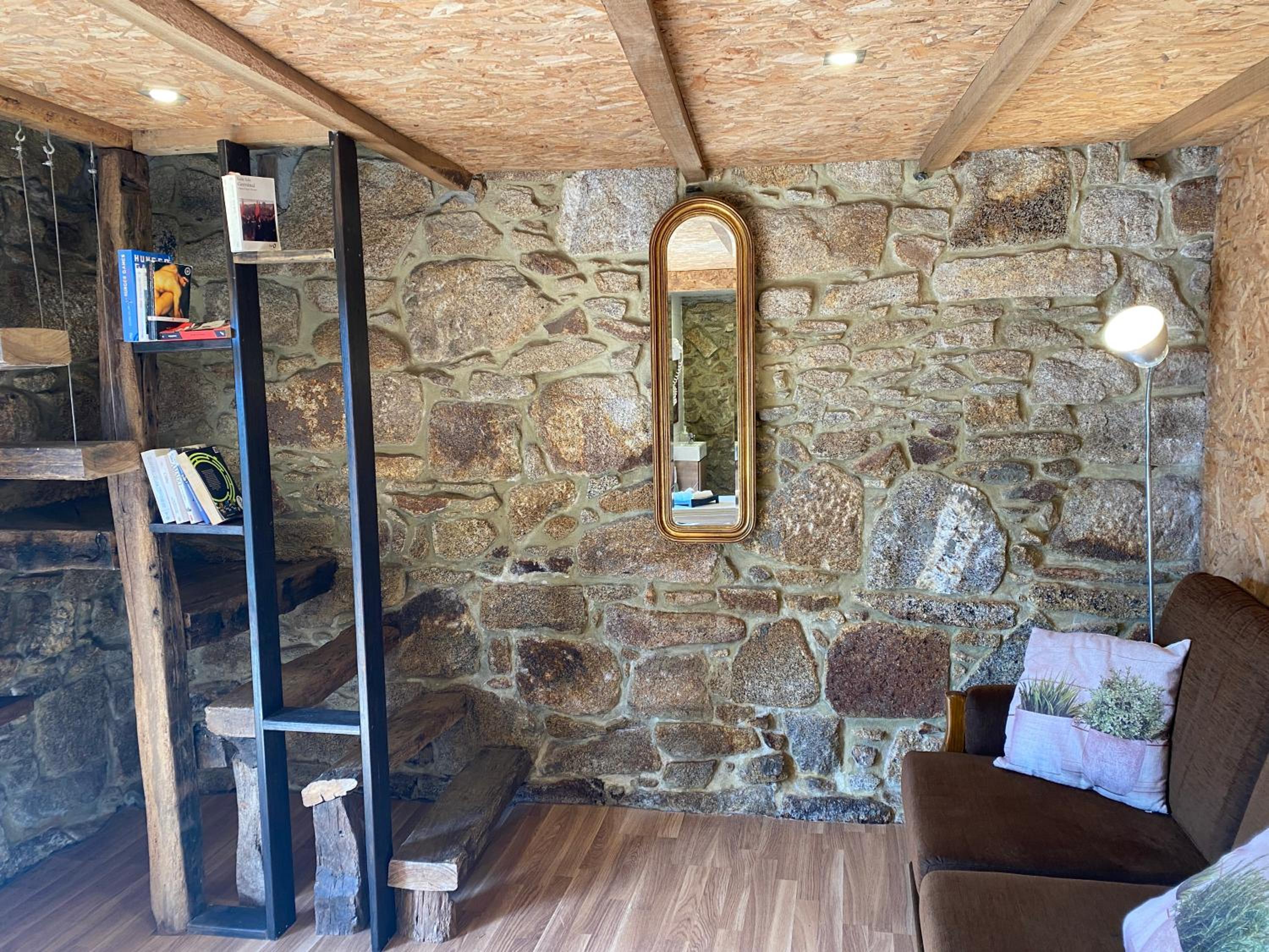 One-Bedroom House - Photo 17
