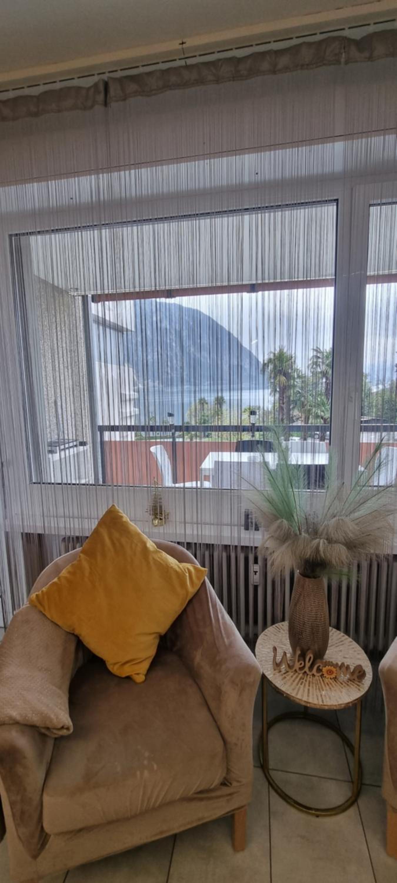 Apartment with Lake View - Photo 12