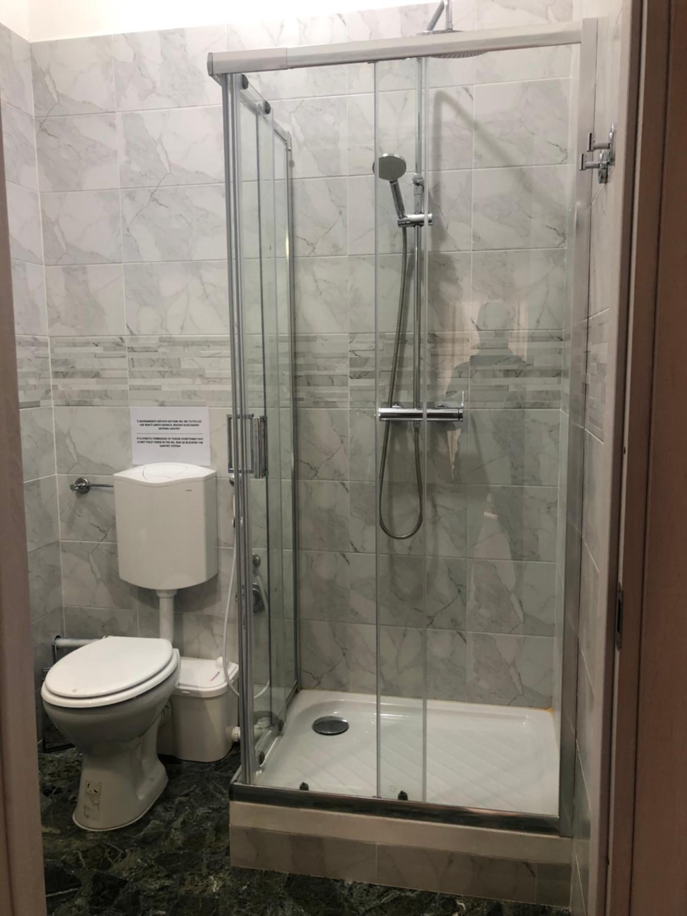 Deluxe Room - Photo 2