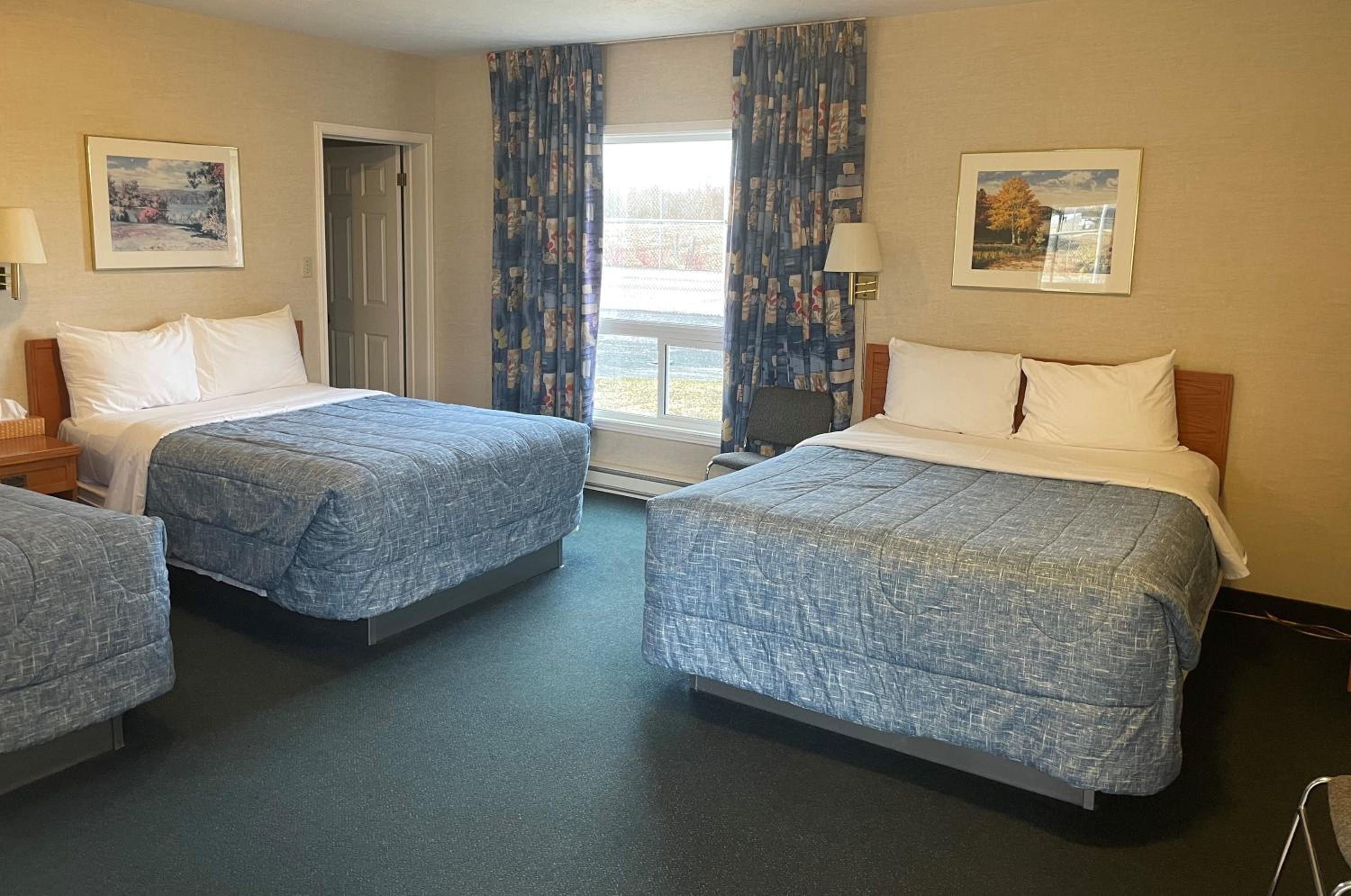 Standard Triple Room - Photo 3