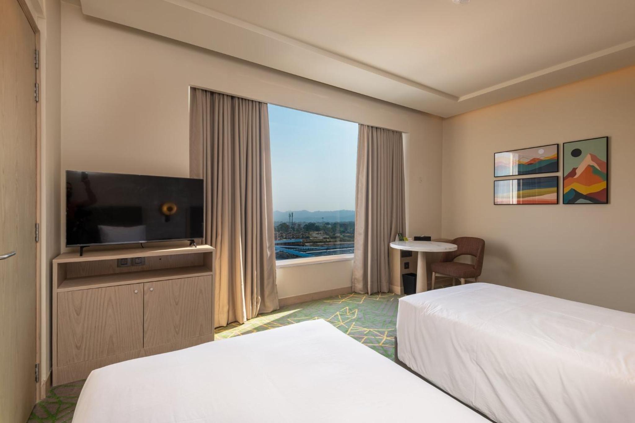 Standard Twin Room - Photo 5