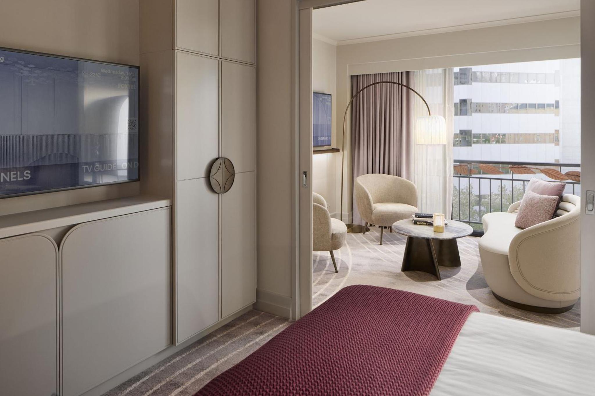 North Terrace Studio Suite - Photo 6