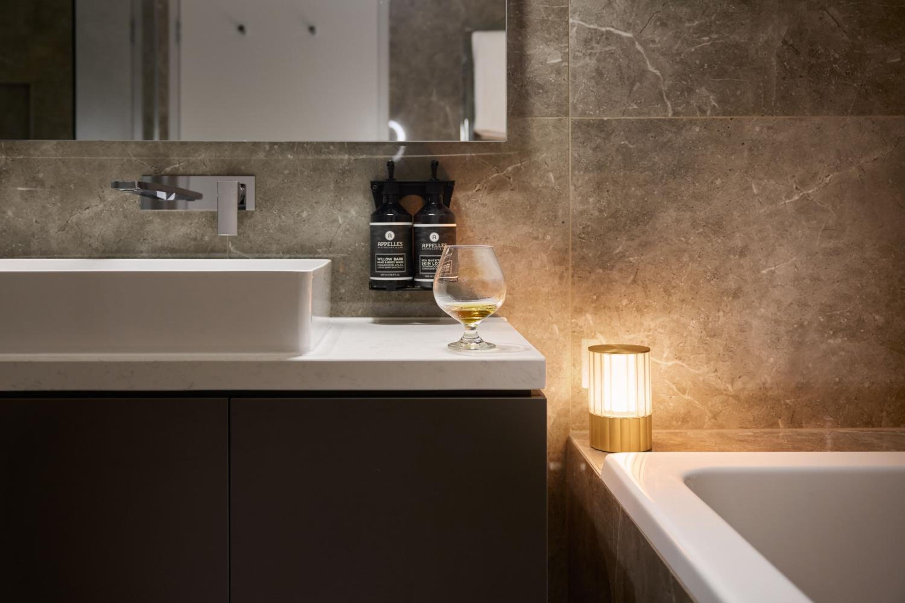 North Terrace Studio Suite - Photo 3