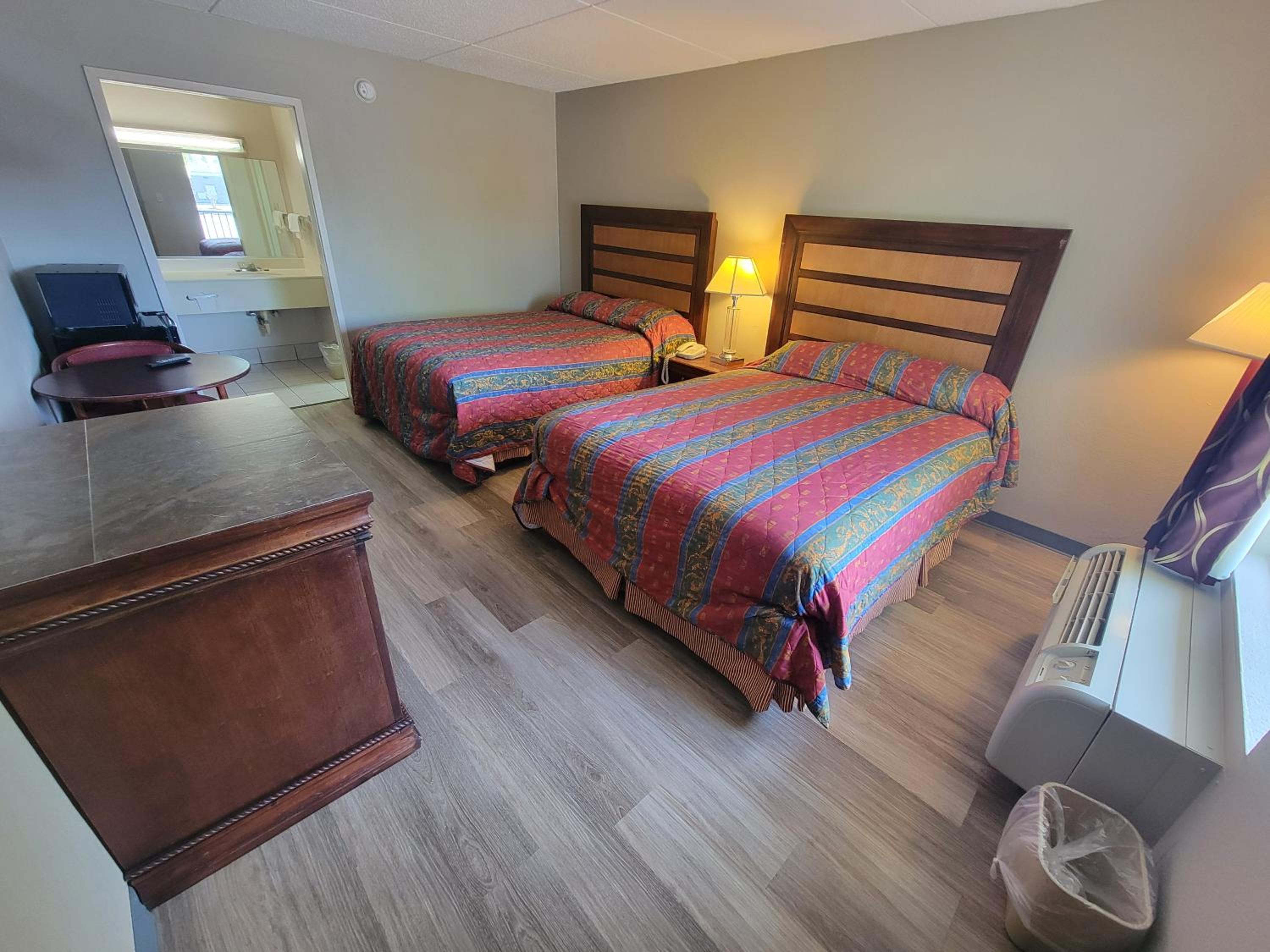 Standard Room with Two Double Beds - Non-Smoking photo 1