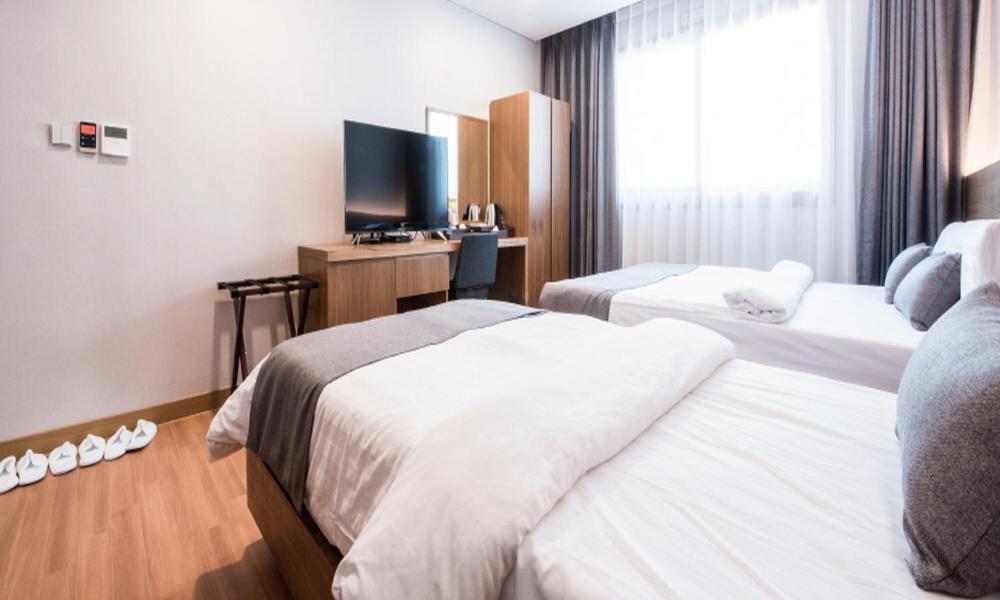 Premium Deluxe Twin Room