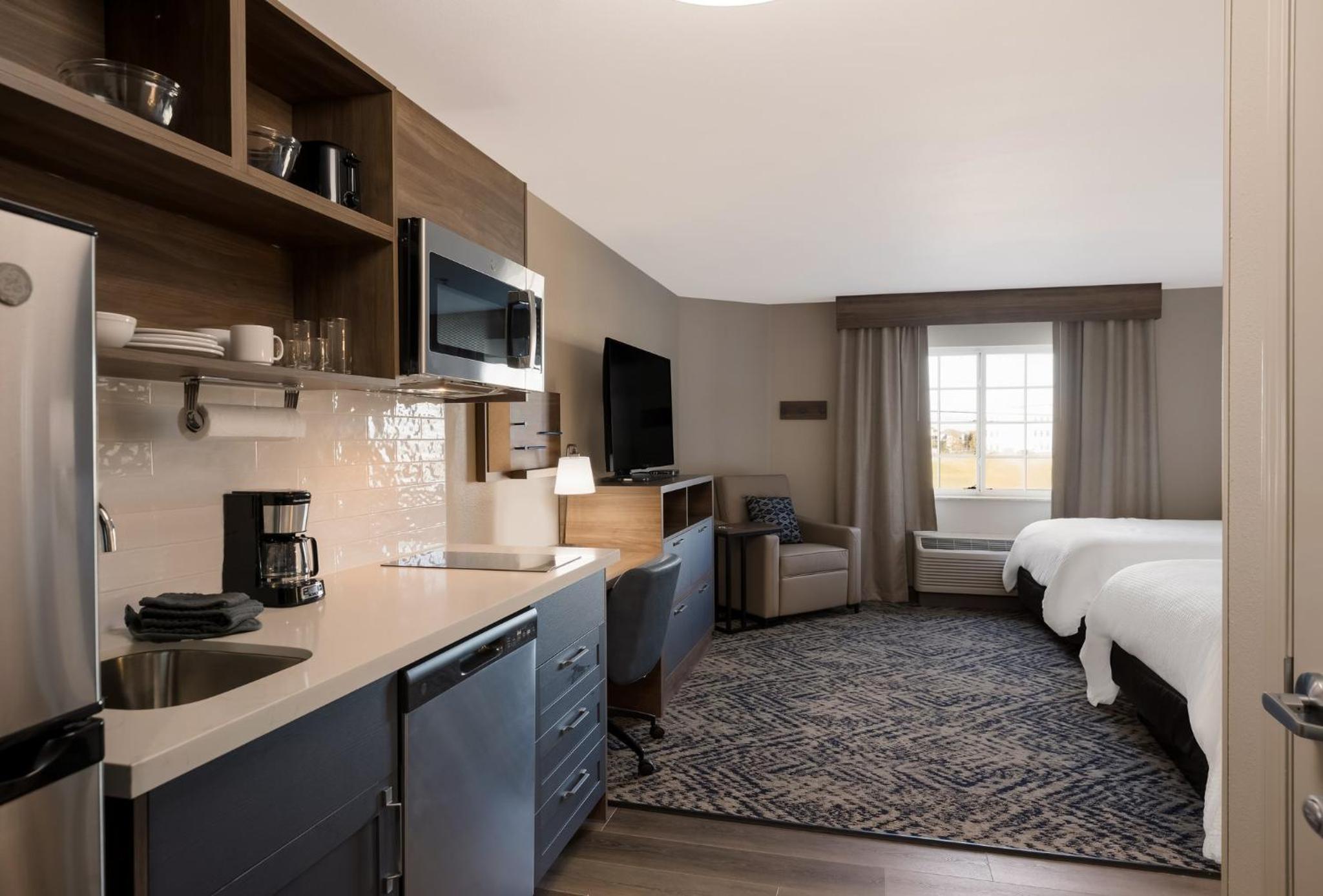 Studio Suite with Two Double Beds - Photo 1