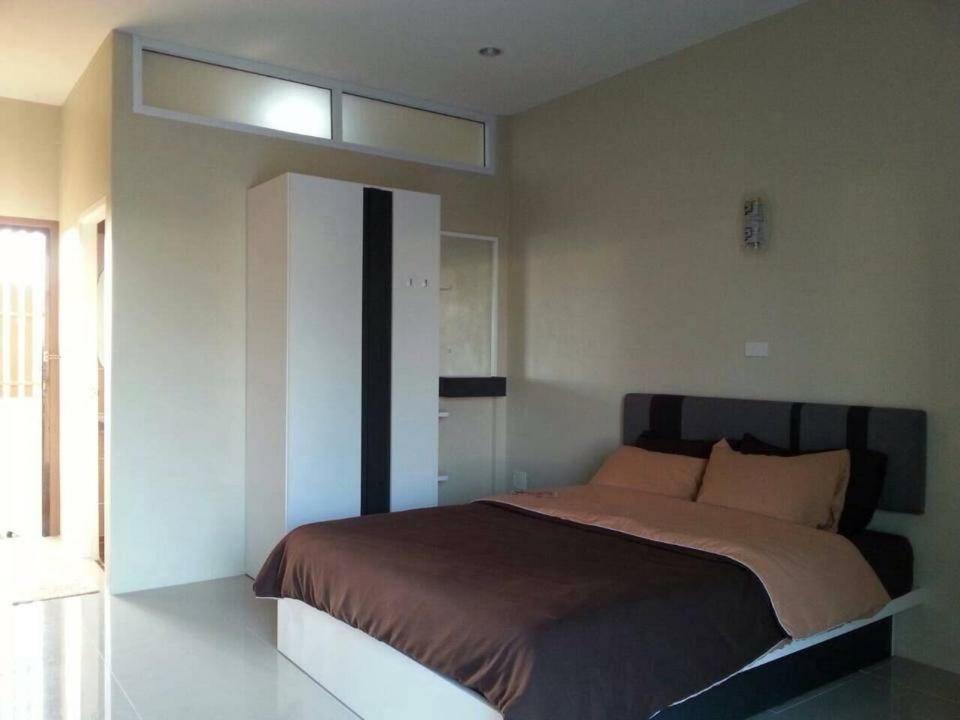 Apartment With Balcony photo 1