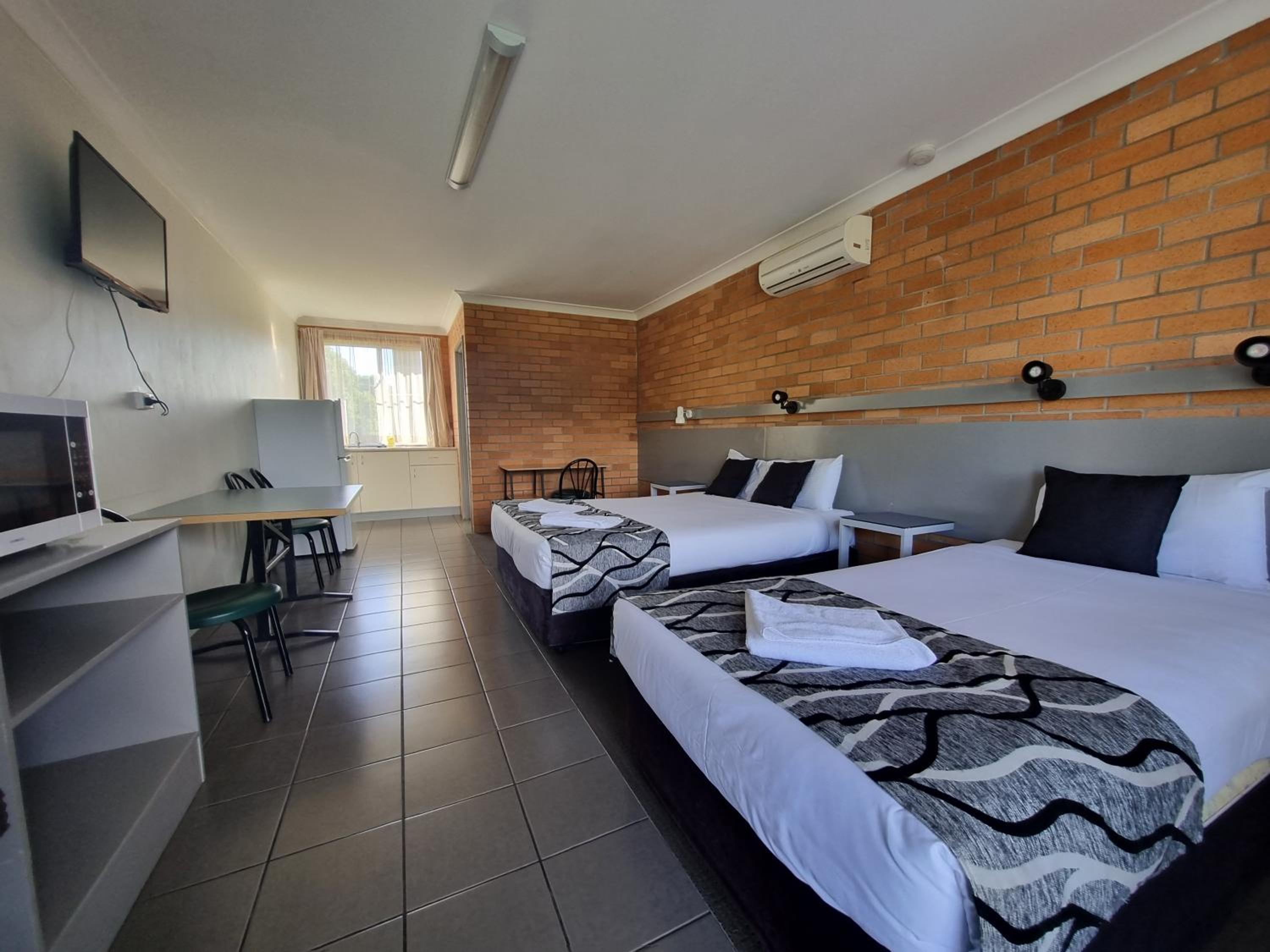 Superior Twin Room - Photo 1