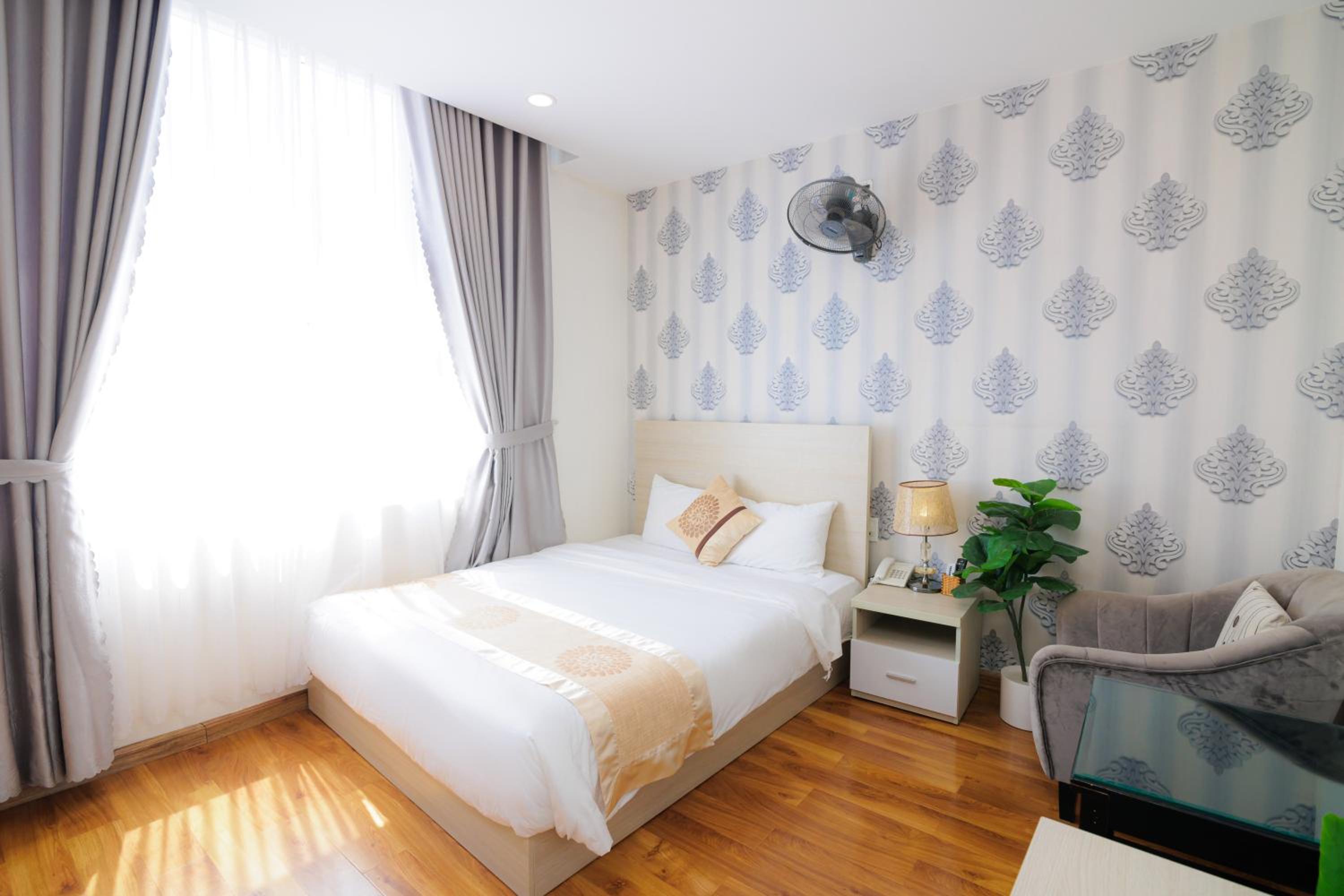 Deluxe Queen Room photo 1