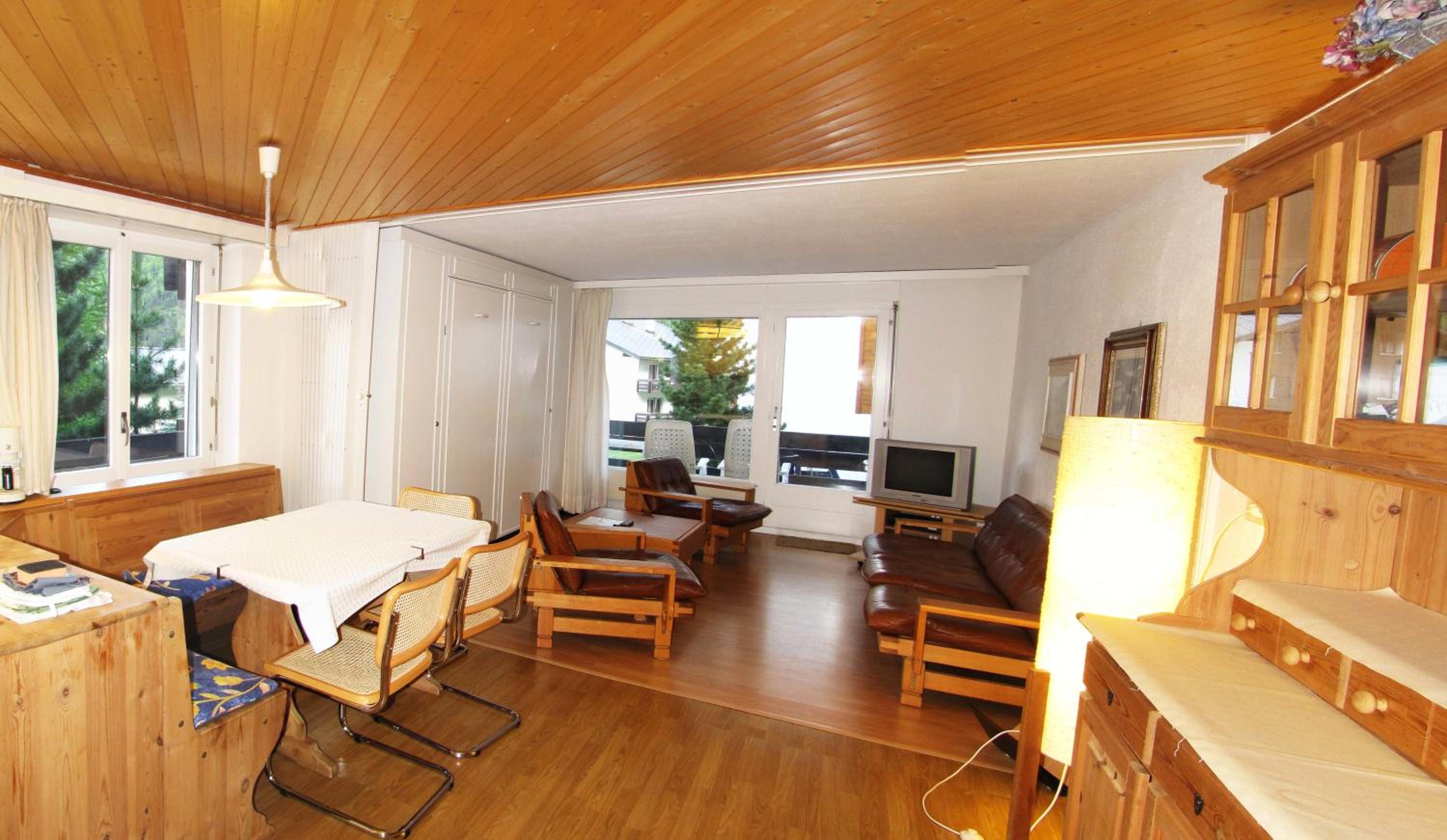 Two-Bedroom Apartment photo 2