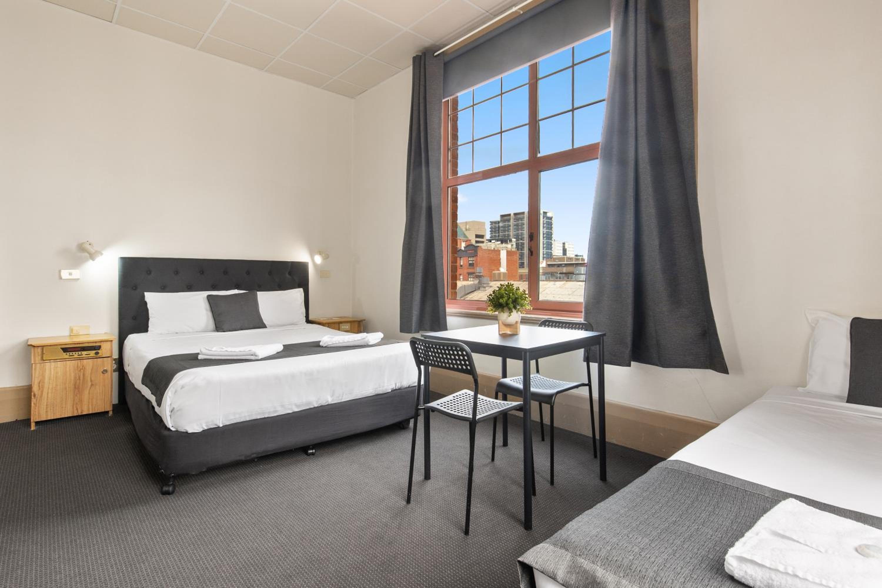 Deluxe Twin Room - Photo 4