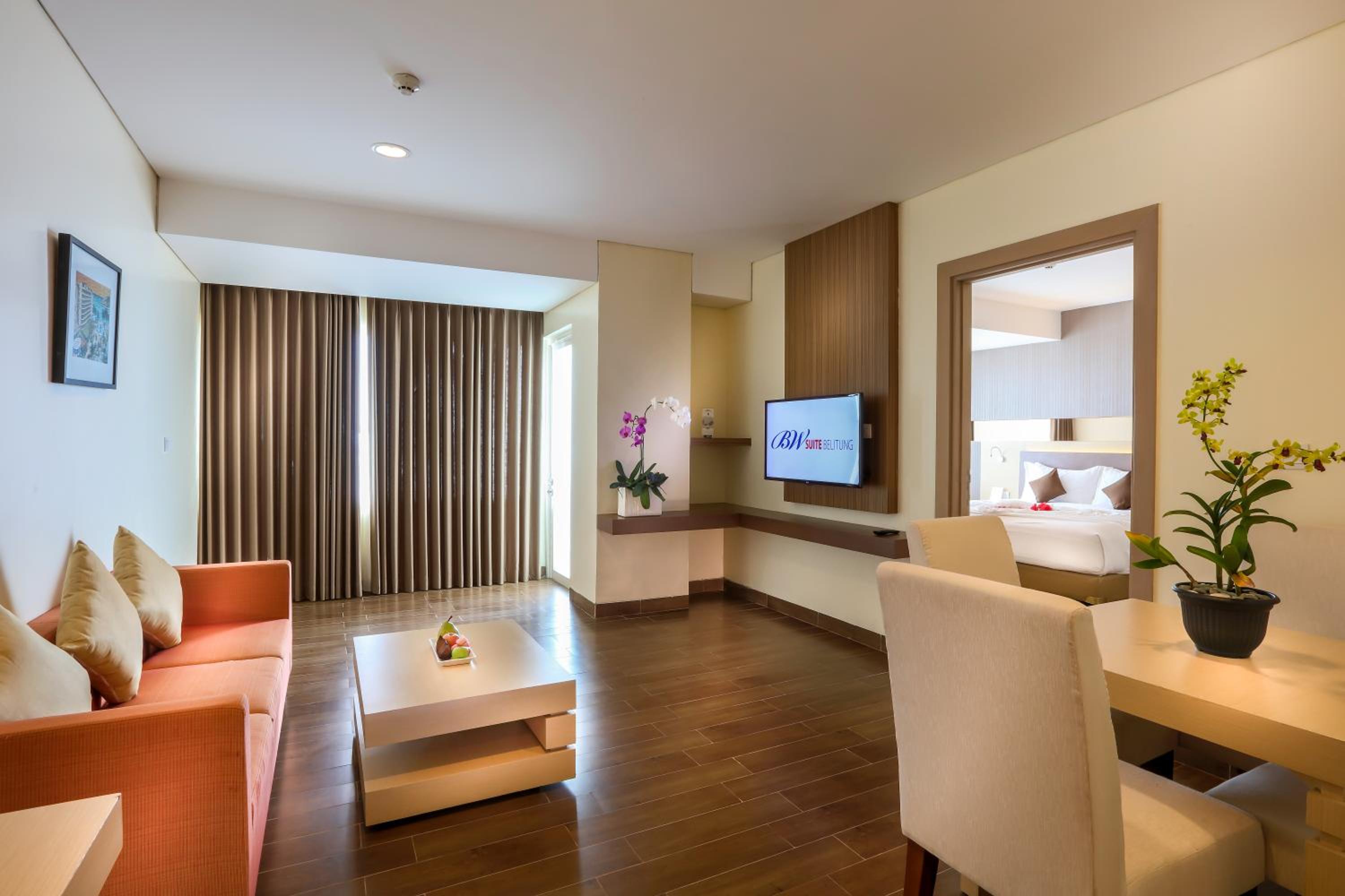 King Suite with Sea View
