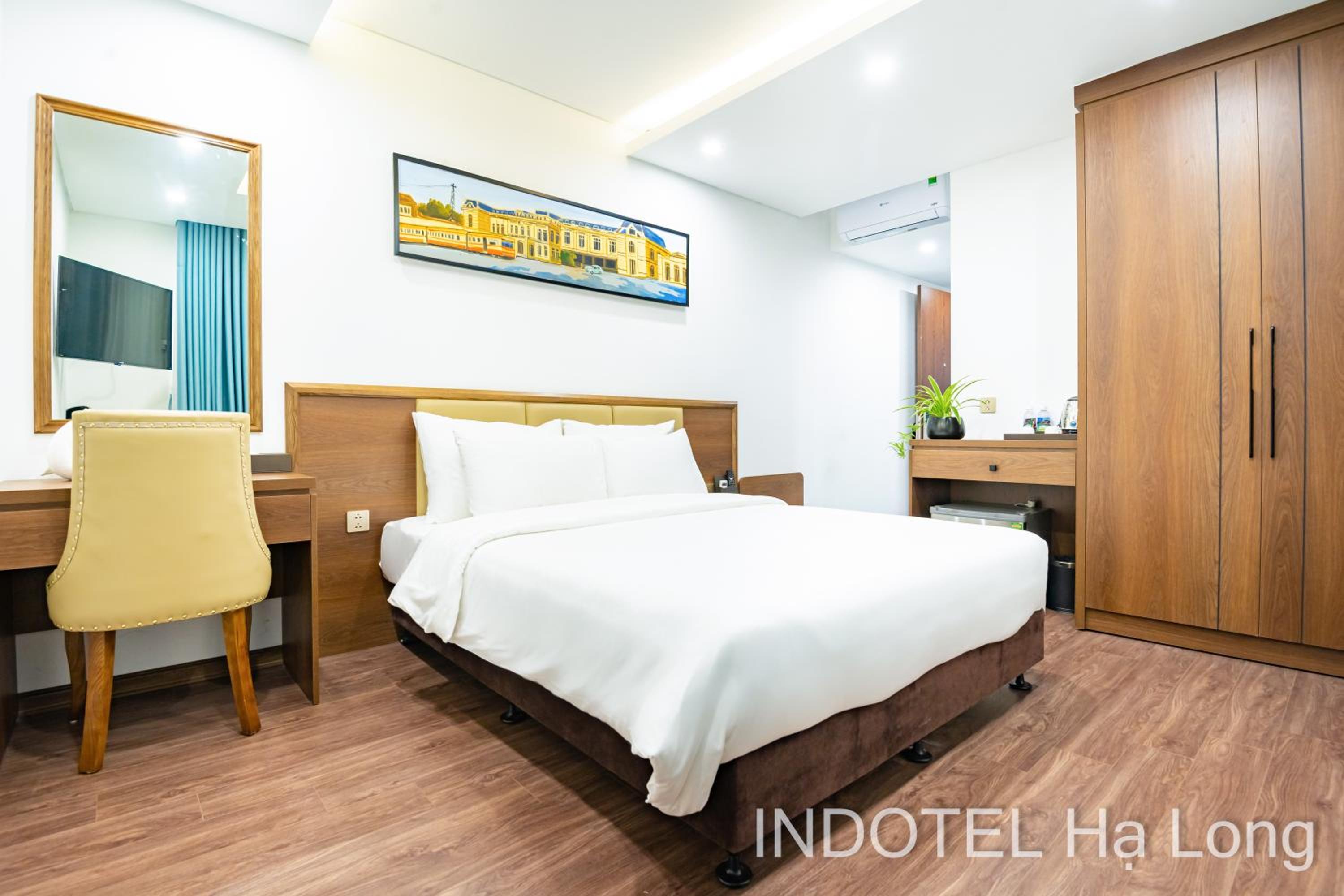 Standard Double Room - Photo 9