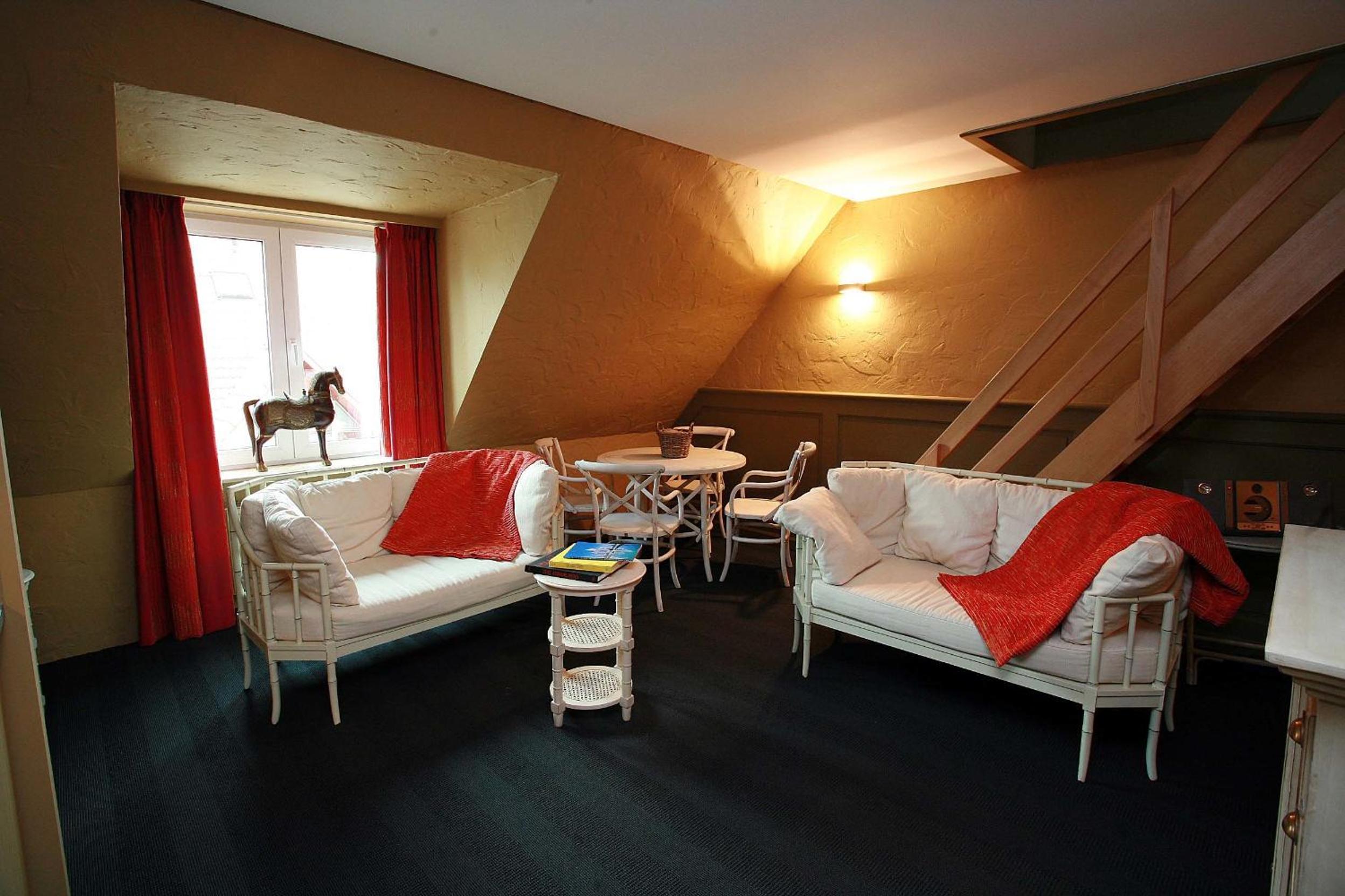 Deluxe Suite photo 3