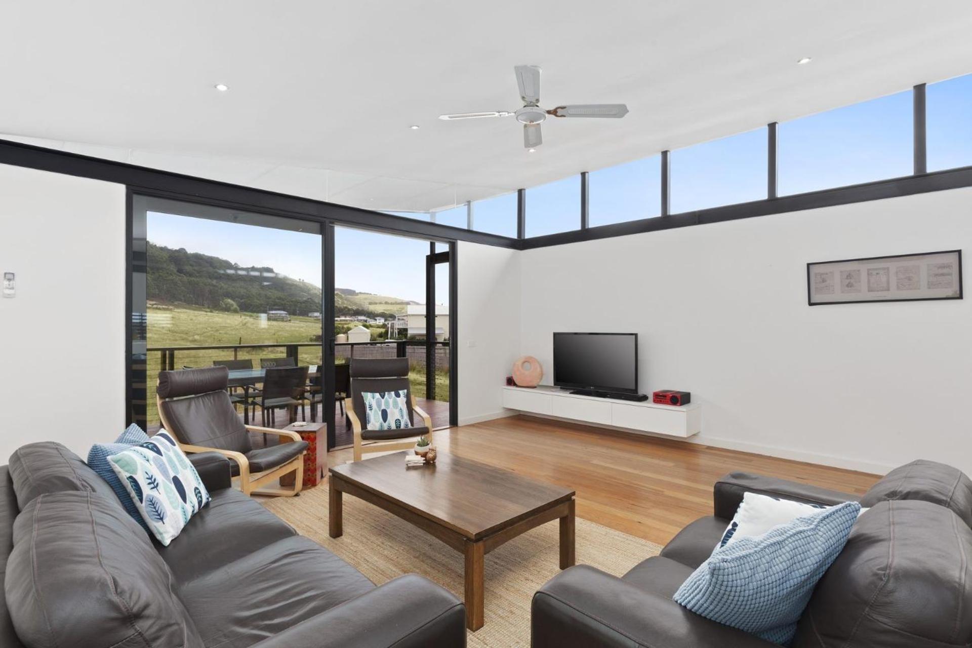 Three-Bedroom House photo 1