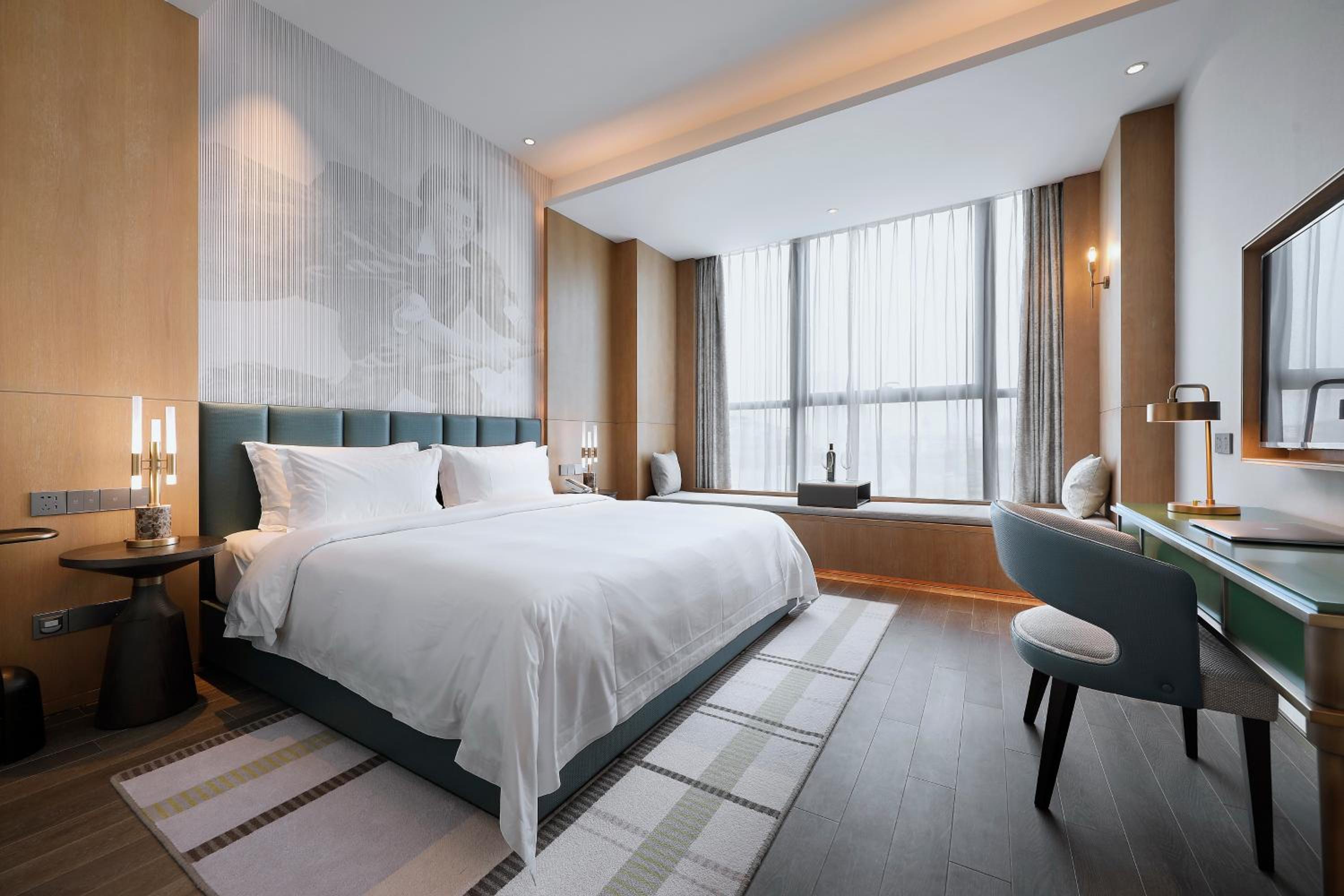 Business King Room photo 3