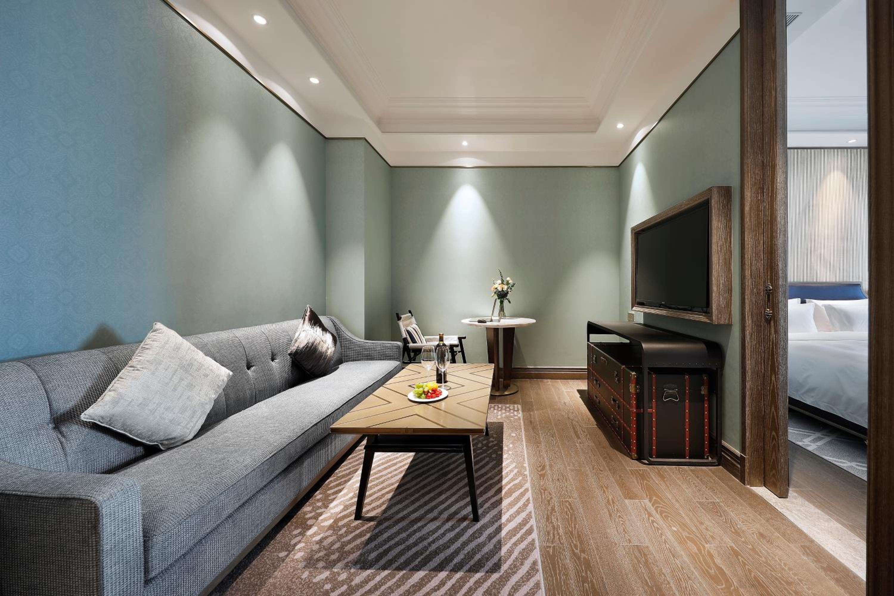 Deluxe Suite photo 2