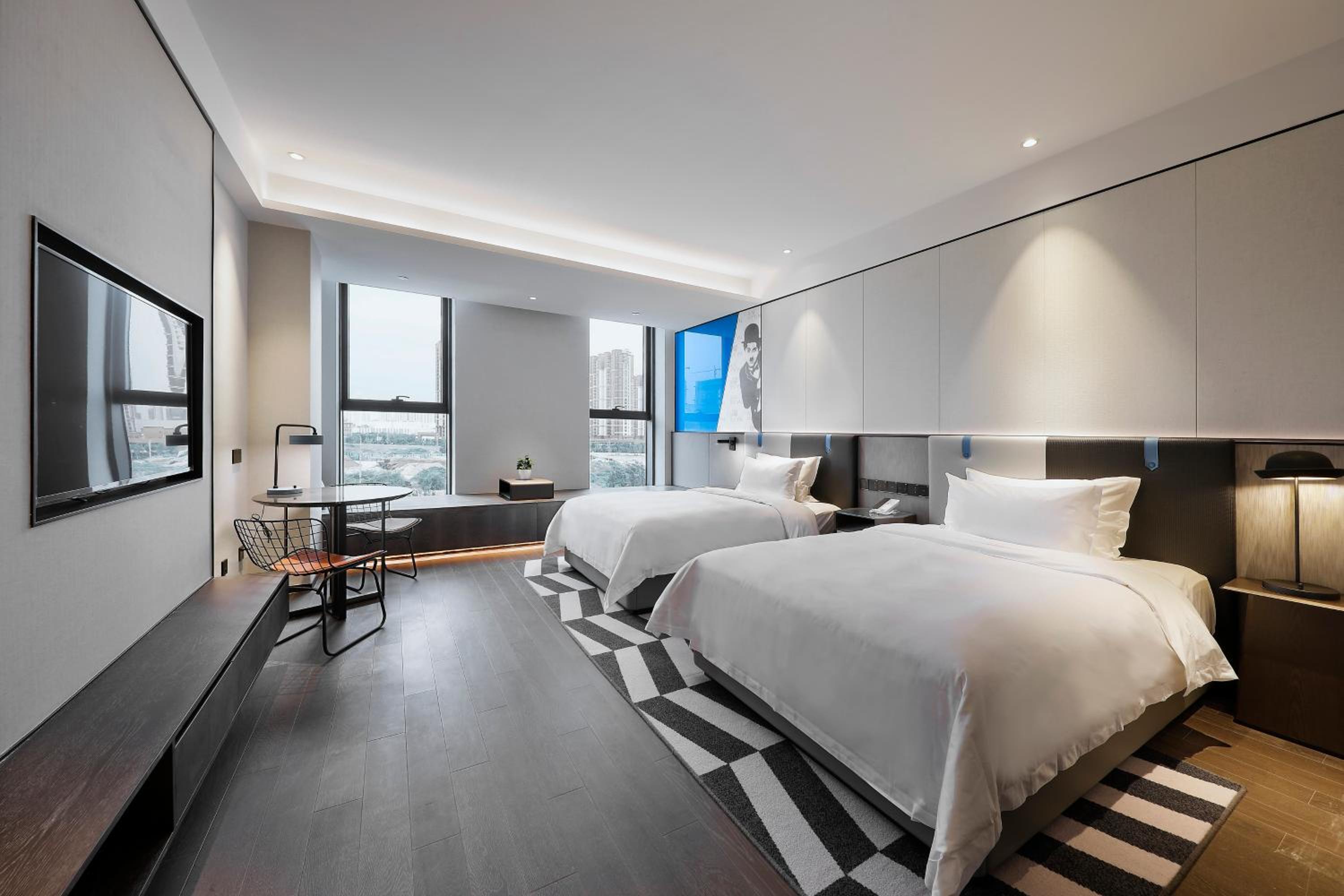 Business Twin Room photo 2