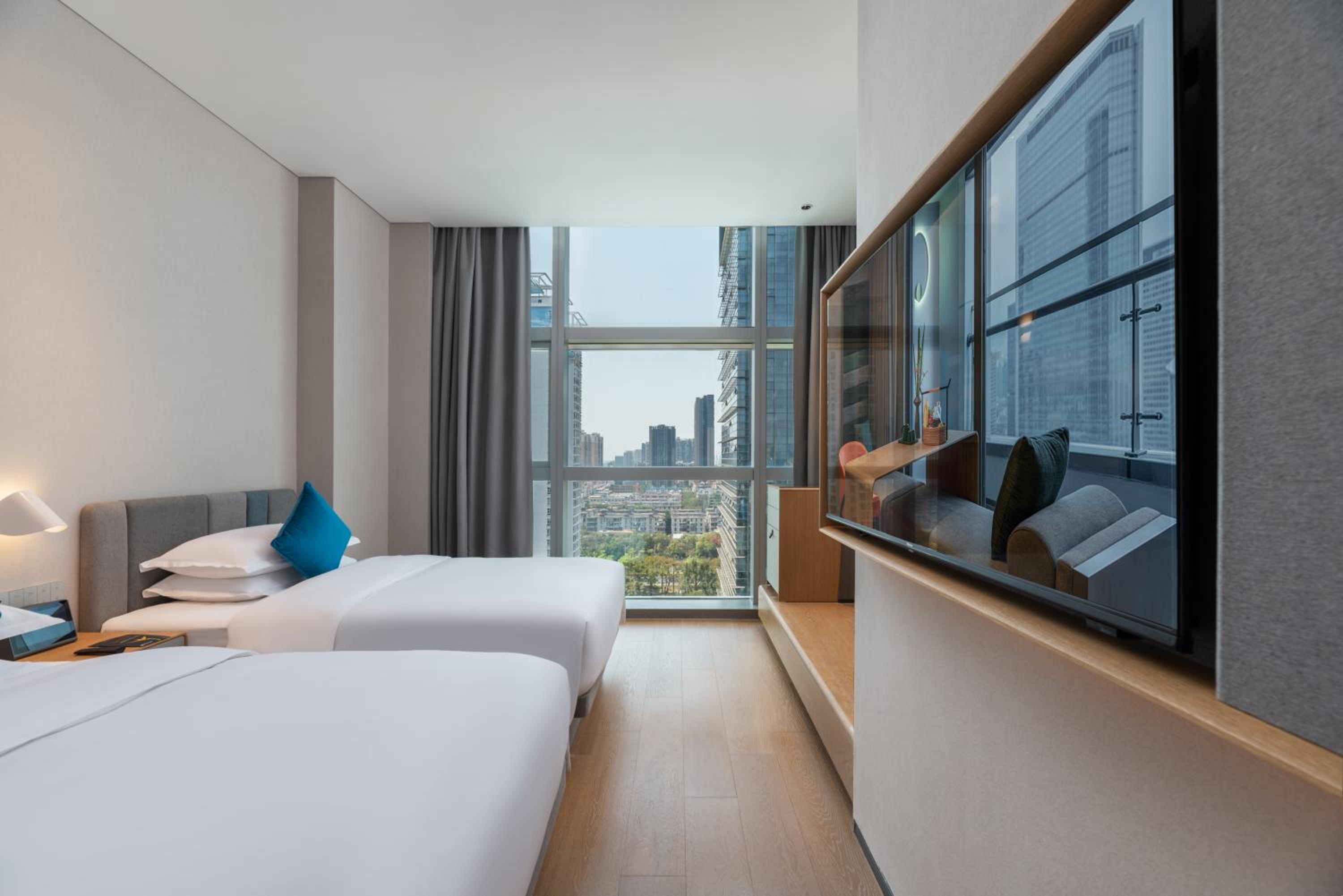 Deluxe Twin Room photo 2