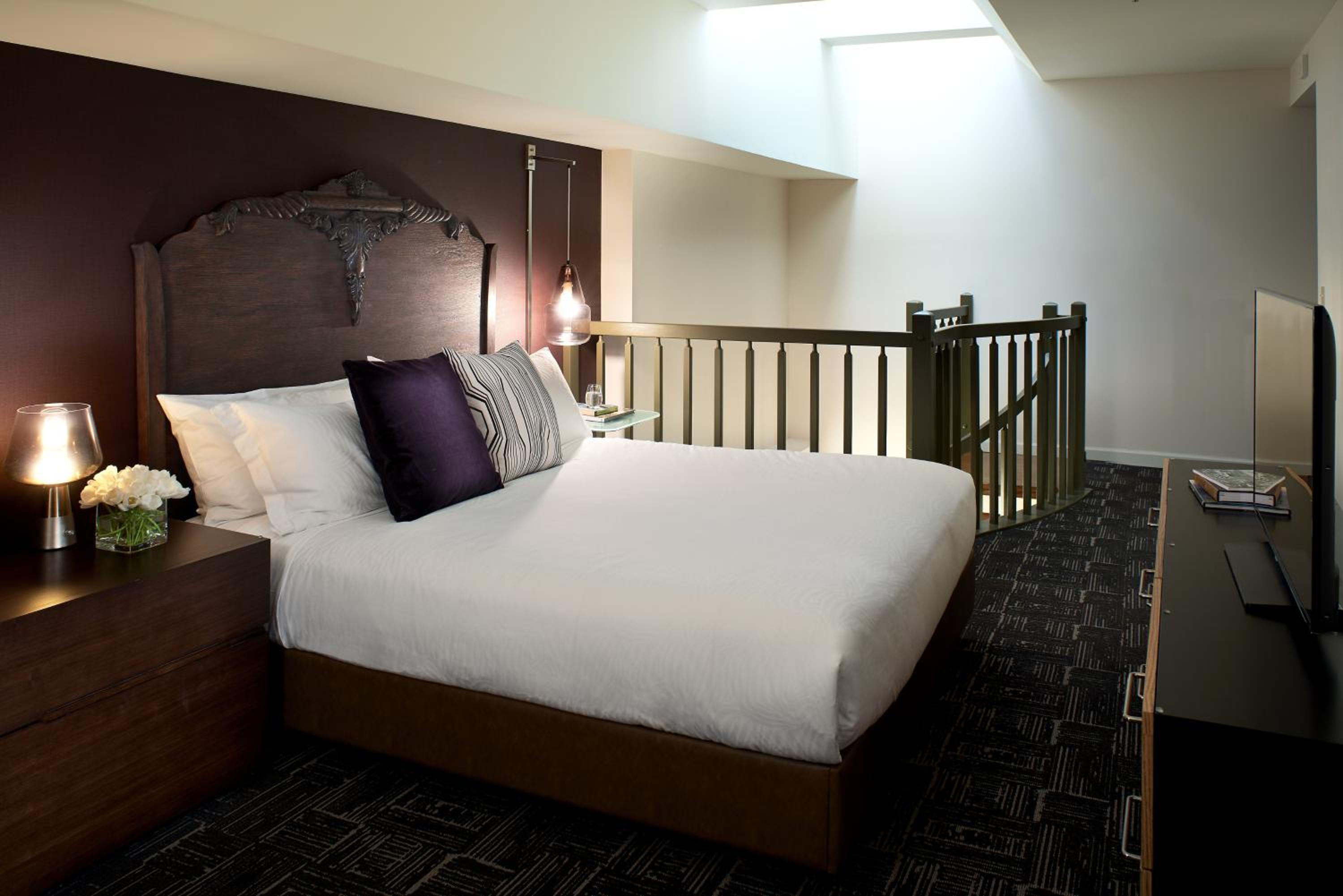 Room, 2 Queen Beds, City View