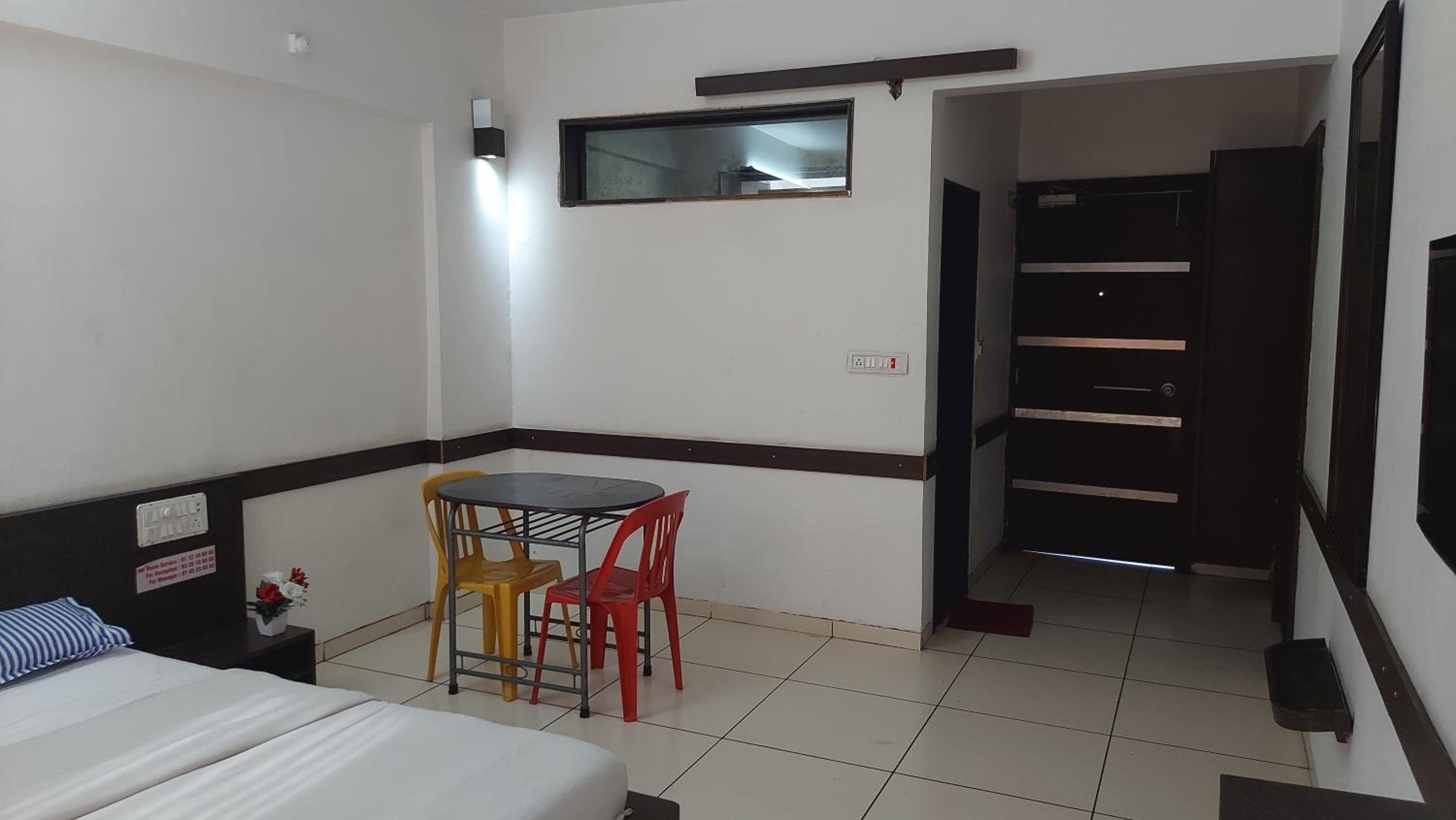 Deluxe Room - Photo 2