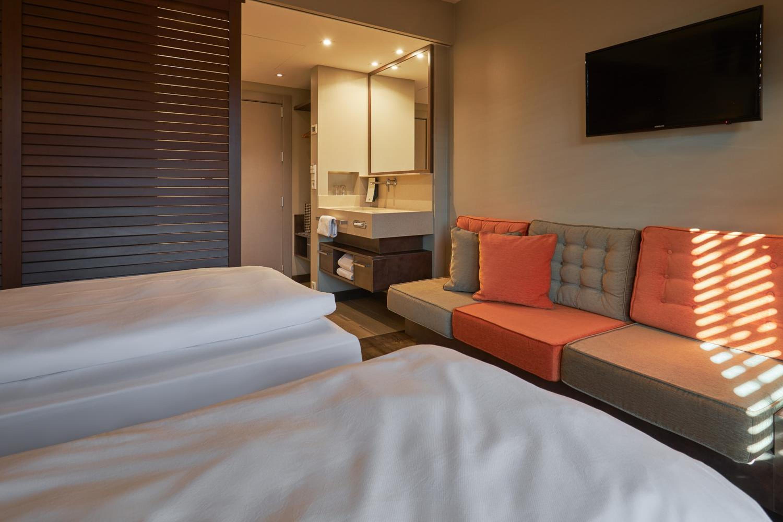 Double Room with Courtyard View photo 2
